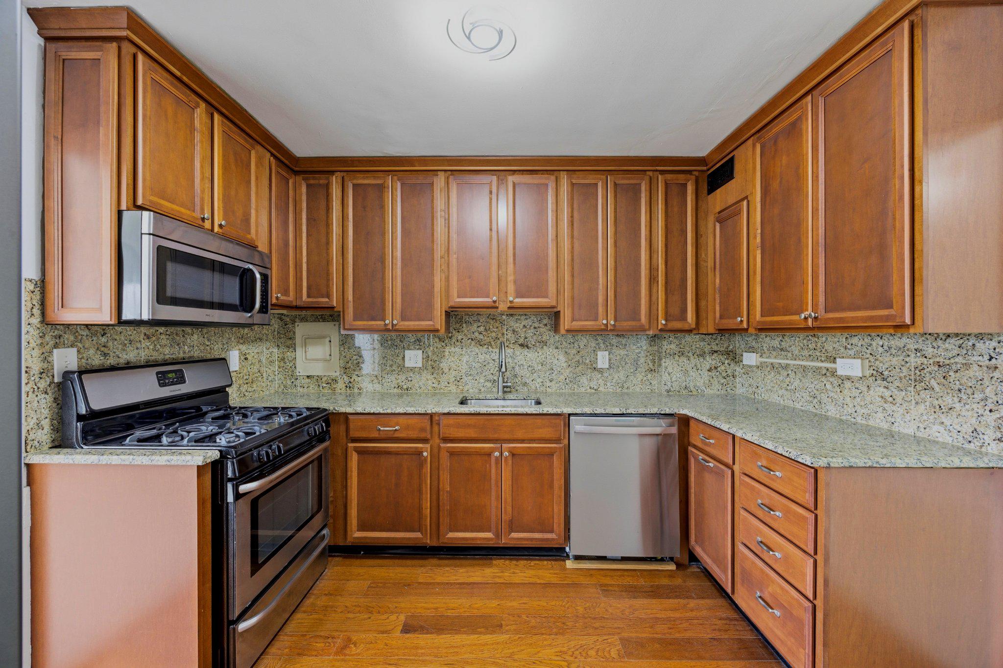 FALLSTAFF - Residential