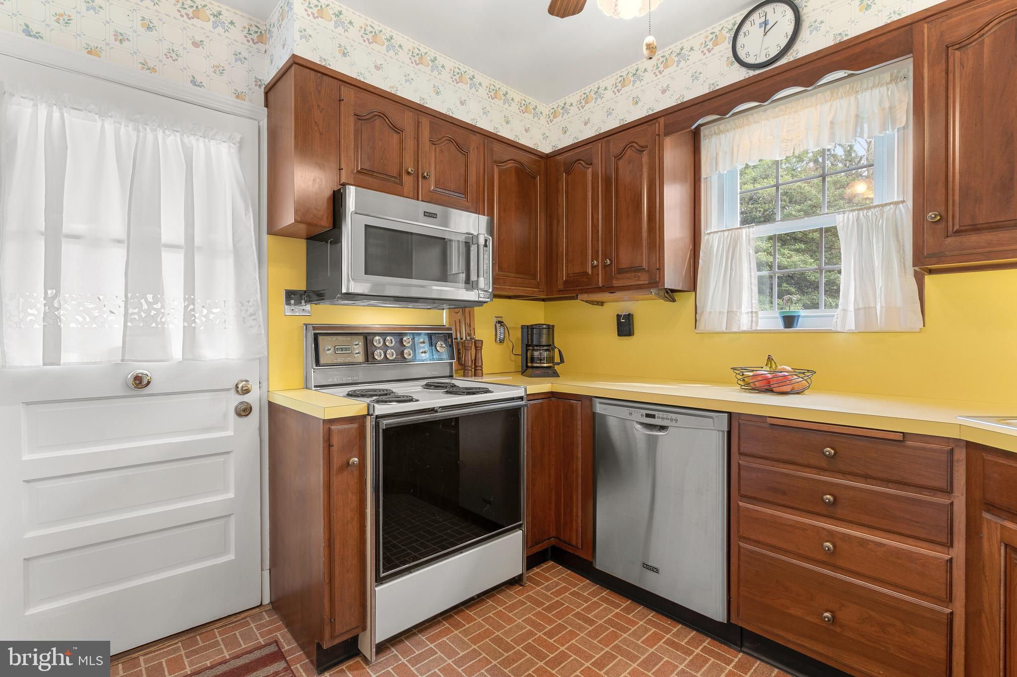 OLD SEVERNA PARK - Residential