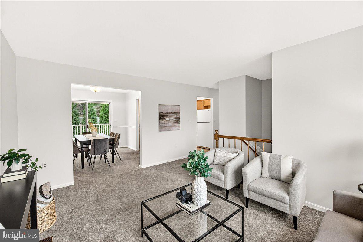 HICKORY HILL HOMES - Residential