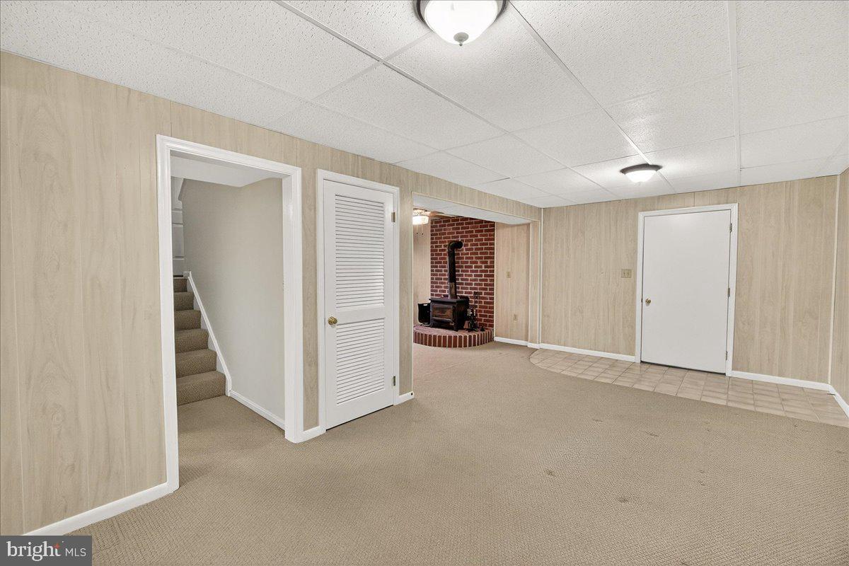 HICKORY HILL HOMES - Residential