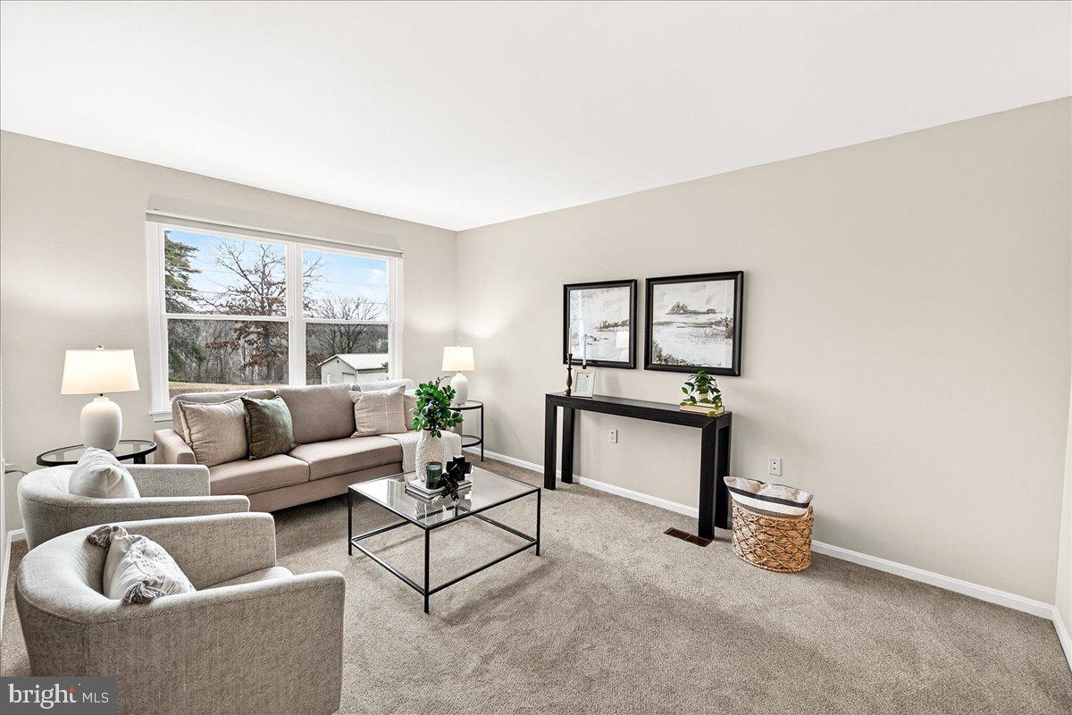 HICKORY HILL HOMES - Residential