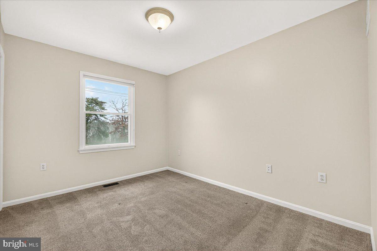 HICKORY HILL HOMES - Residential