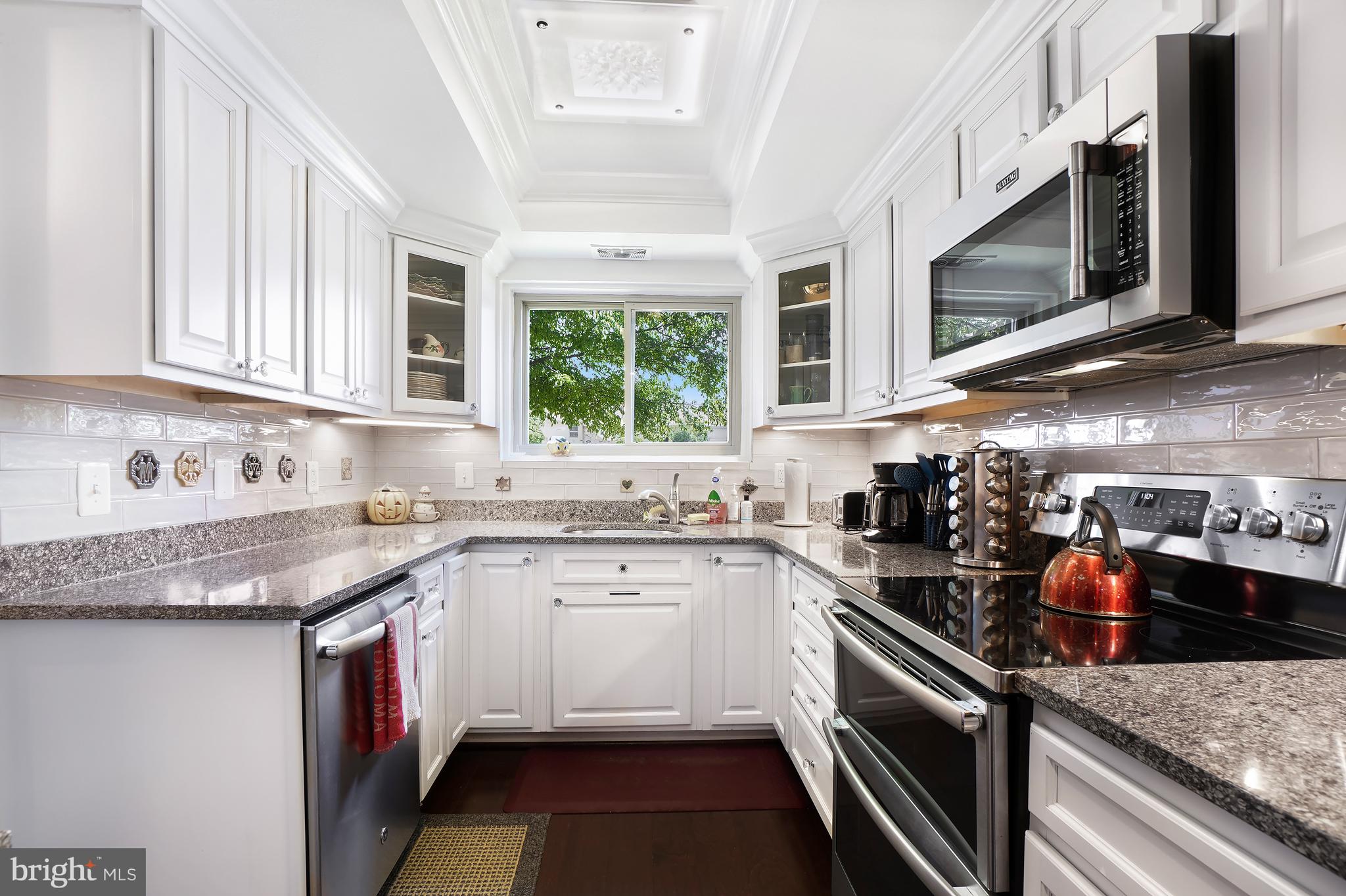3420 CHISWICK COURT 46-F
