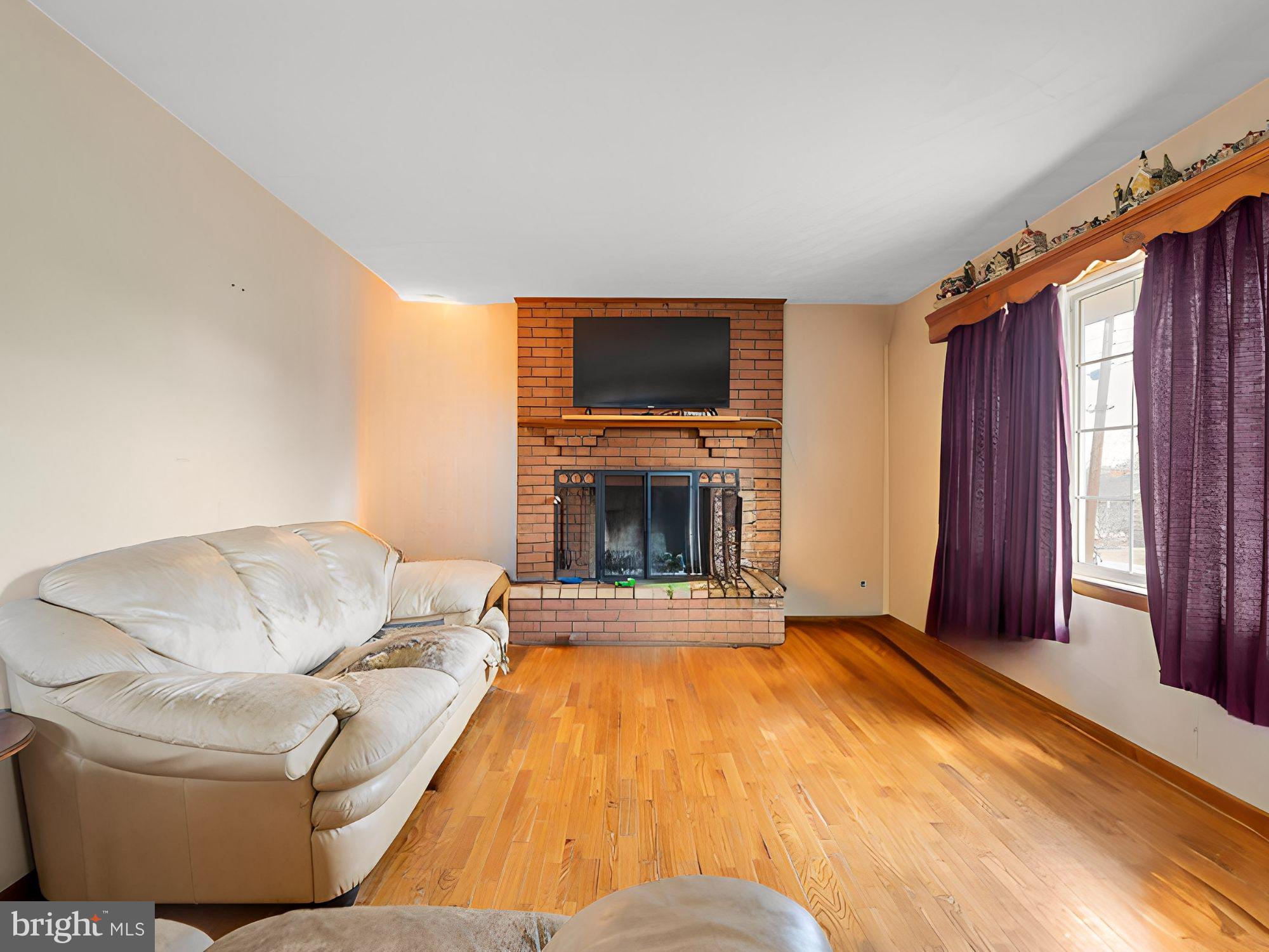 FREDERICK HEIGHTS - Residential