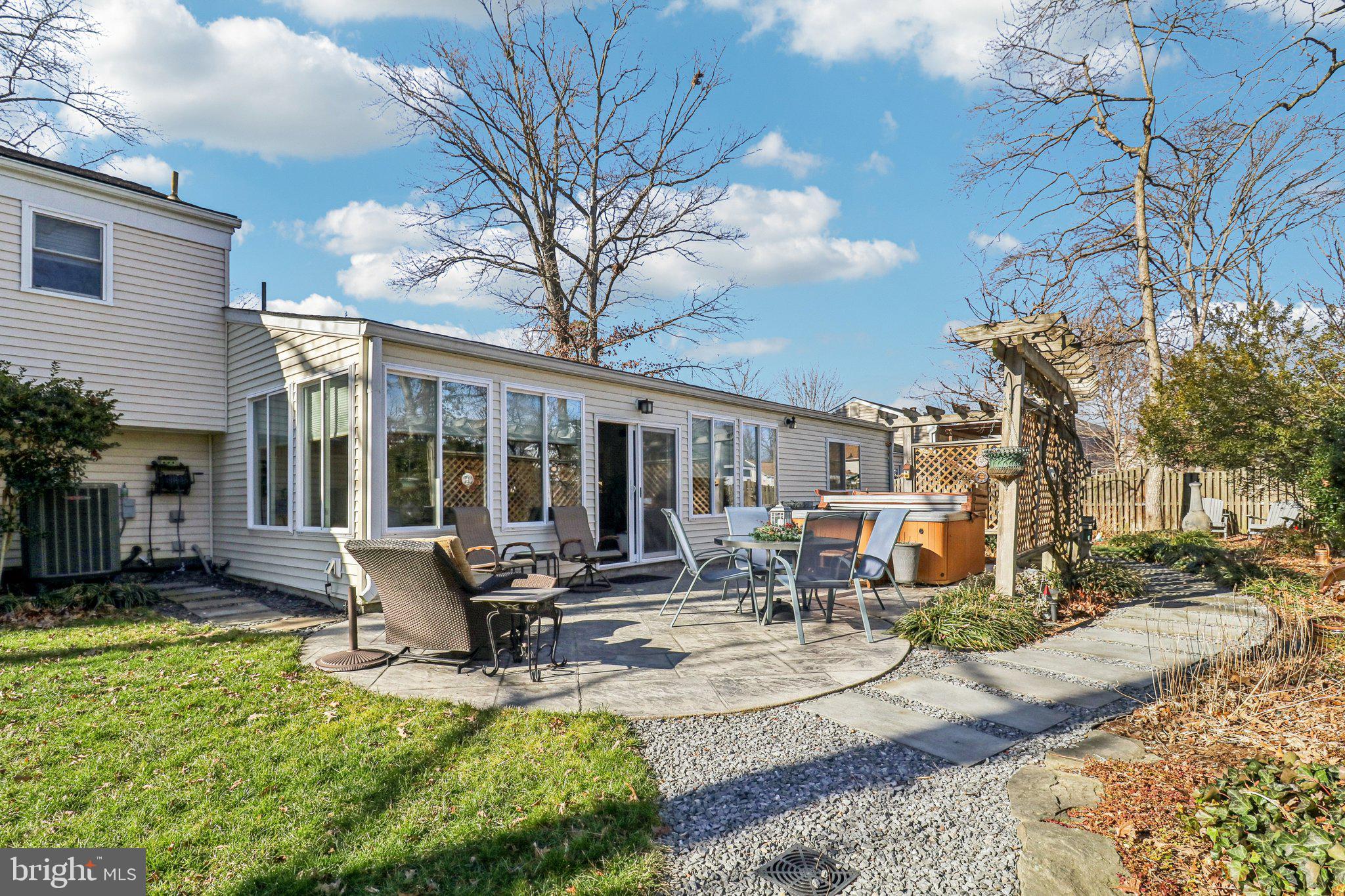 WHITE OAK VILLAGE SUB - Residential