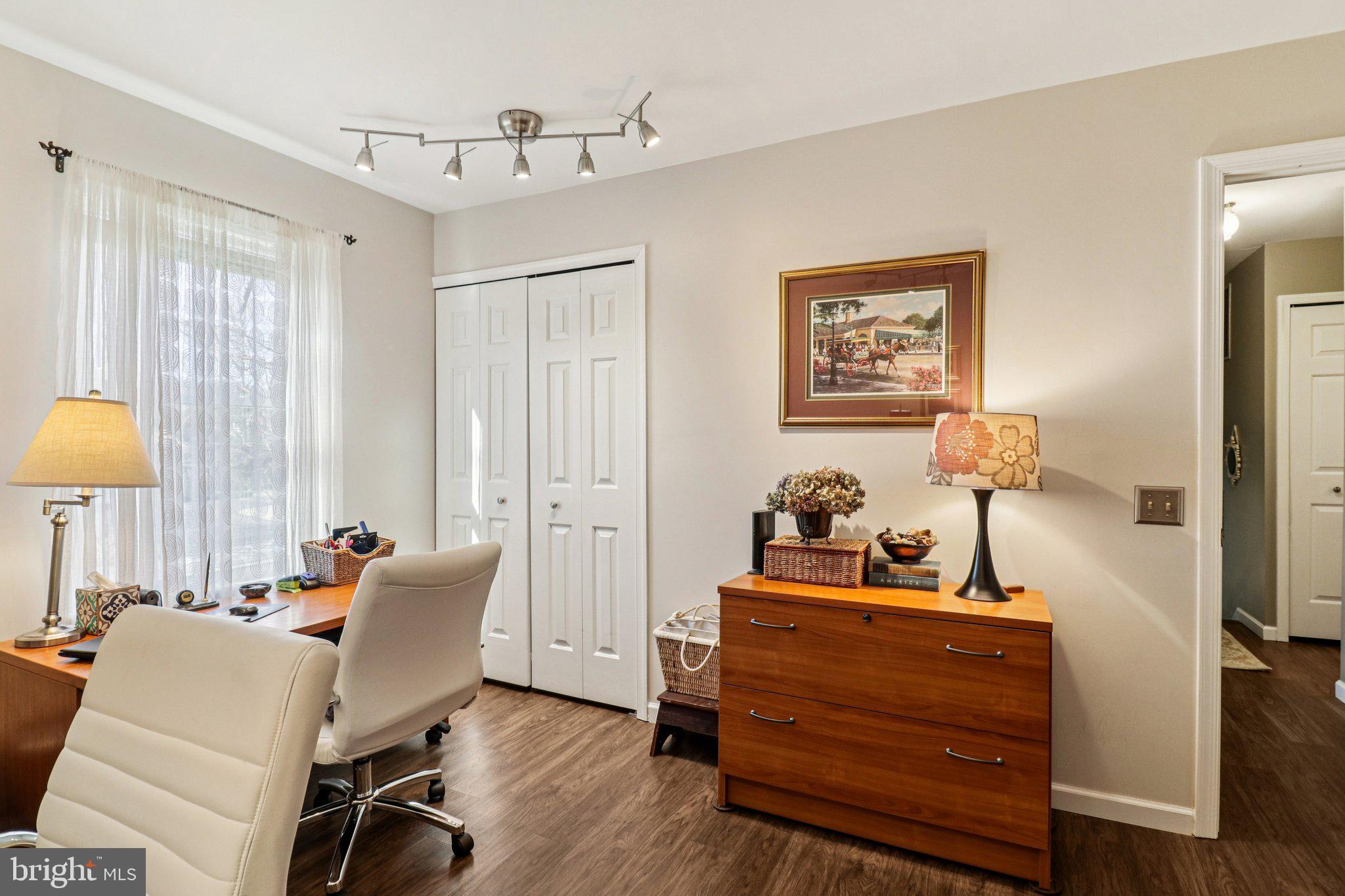 WHITE OAK VILLAGE SUB - Residential