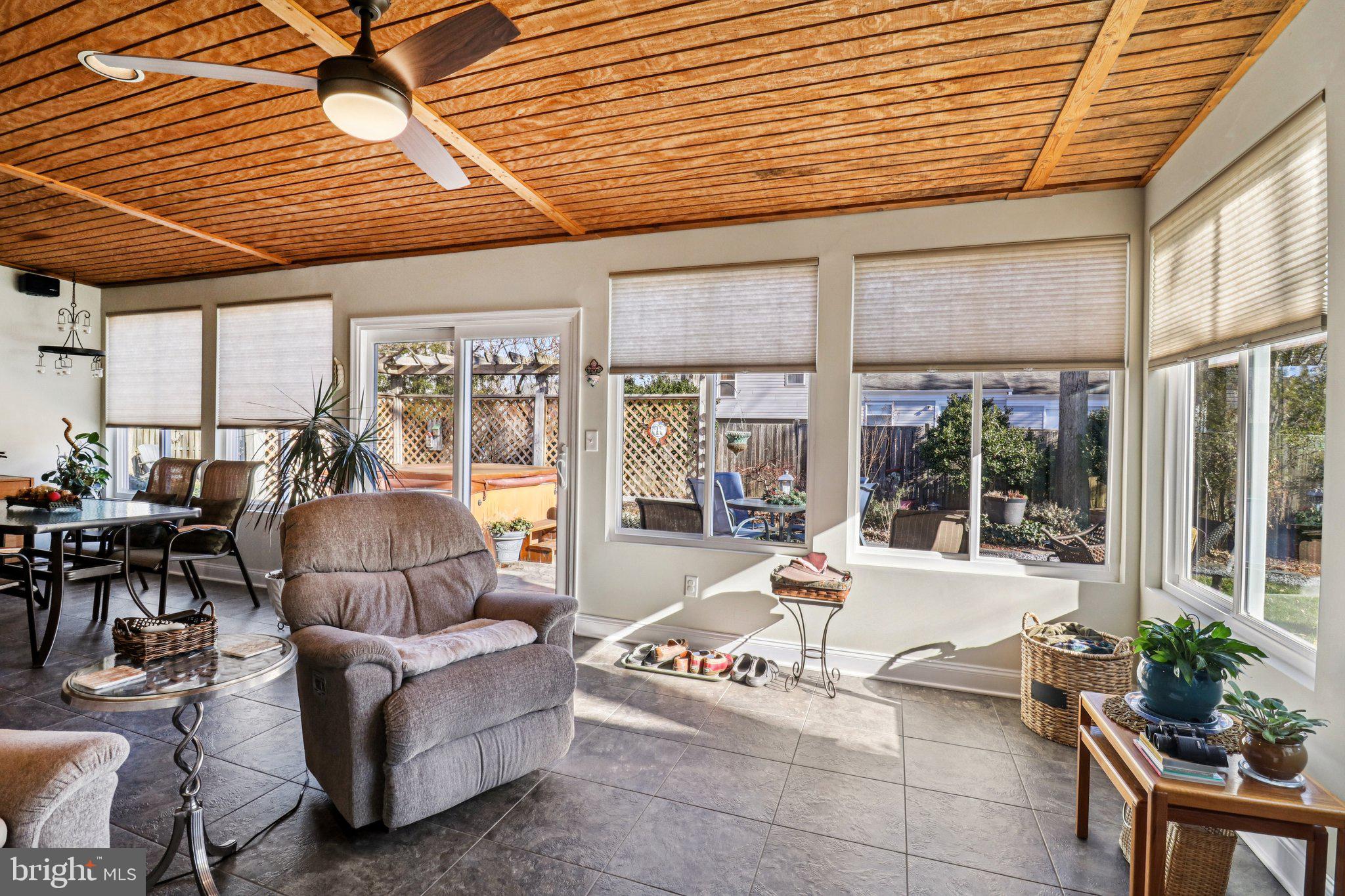 WHITE OAK VILLAGE SUB - Residential