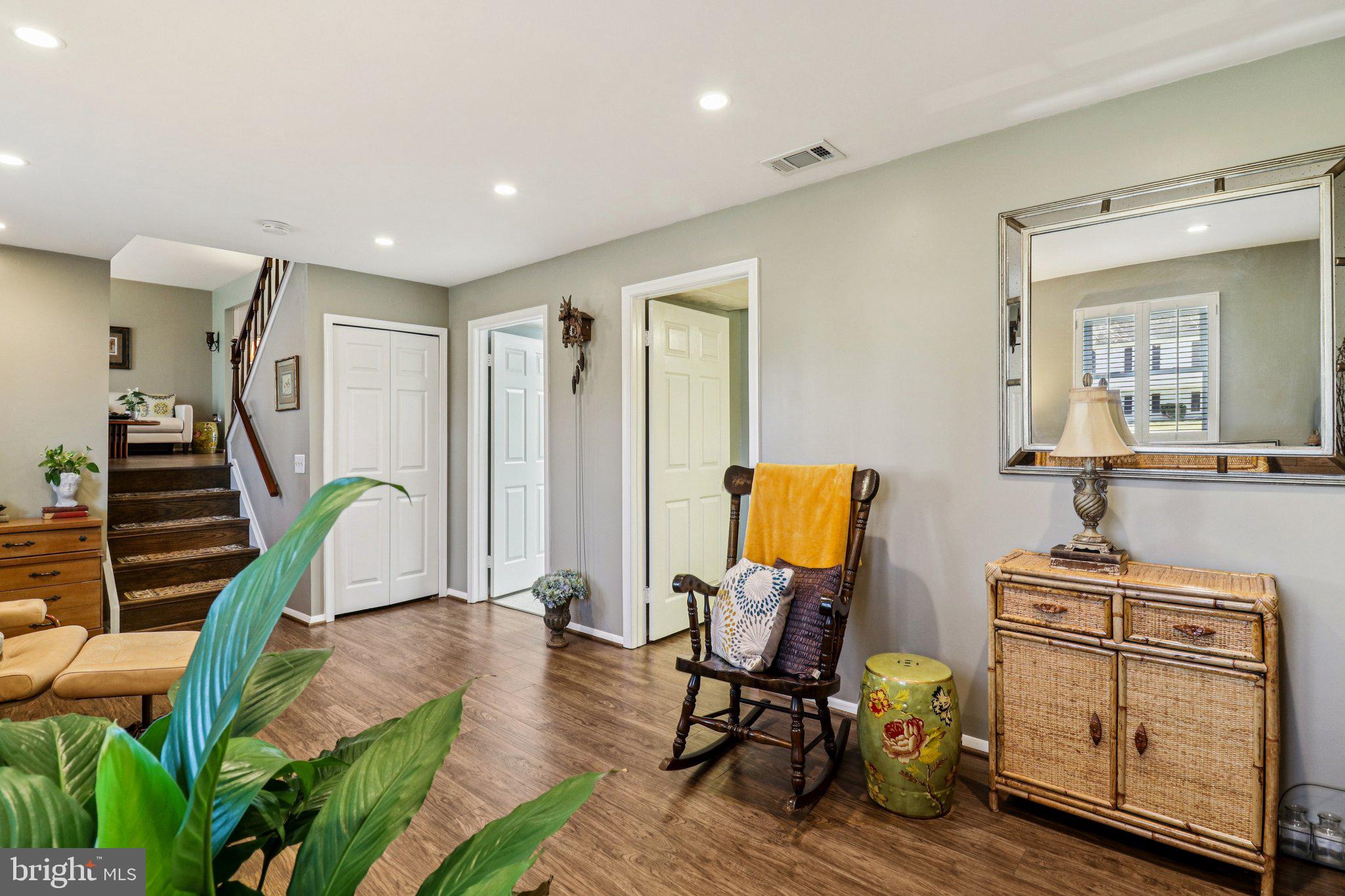 WHITE OAK VILLAGE SUB - Residential