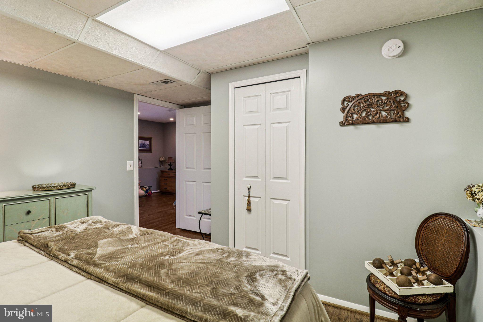 WHITE OAK VILLAGE SUB - Residential