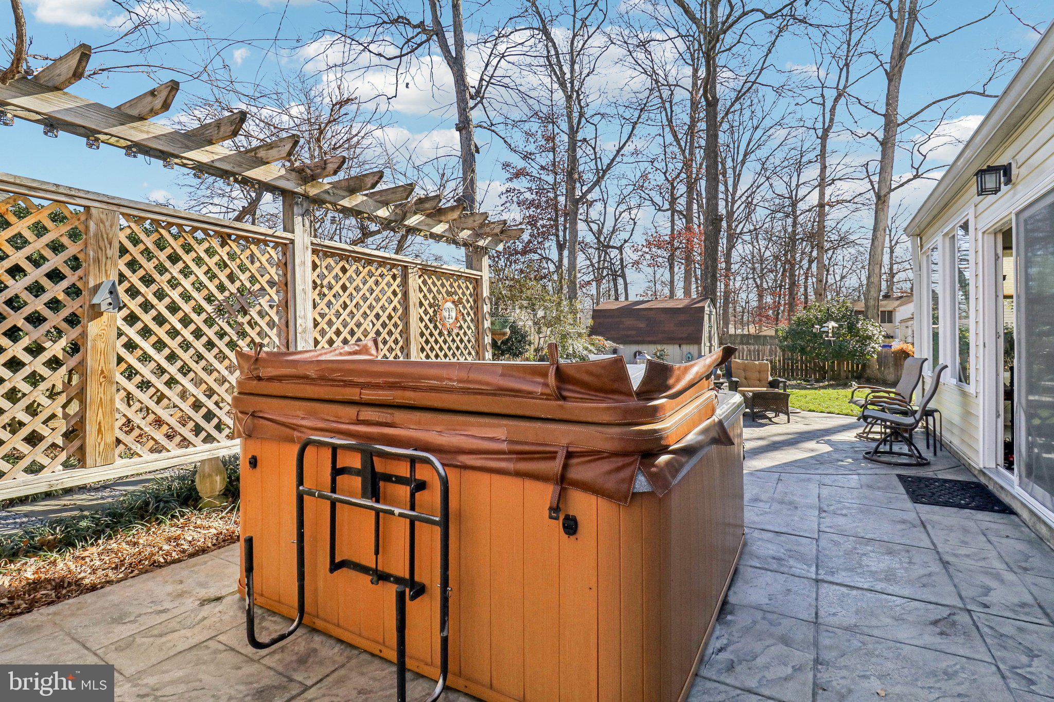 WHITE OAK VILLAGE SUB - Residential