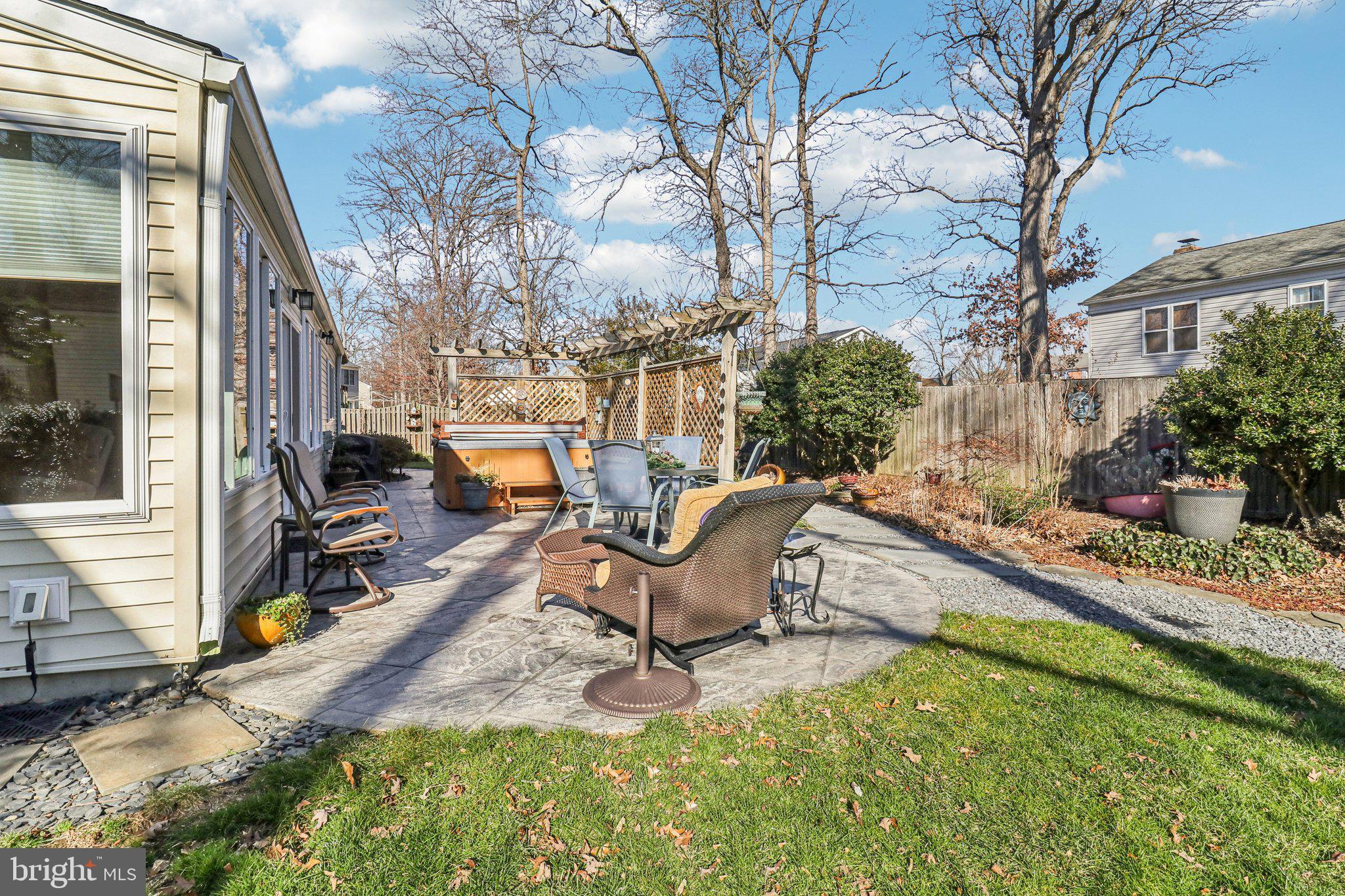 WHITE OAK VILLAGE SUB - Residential