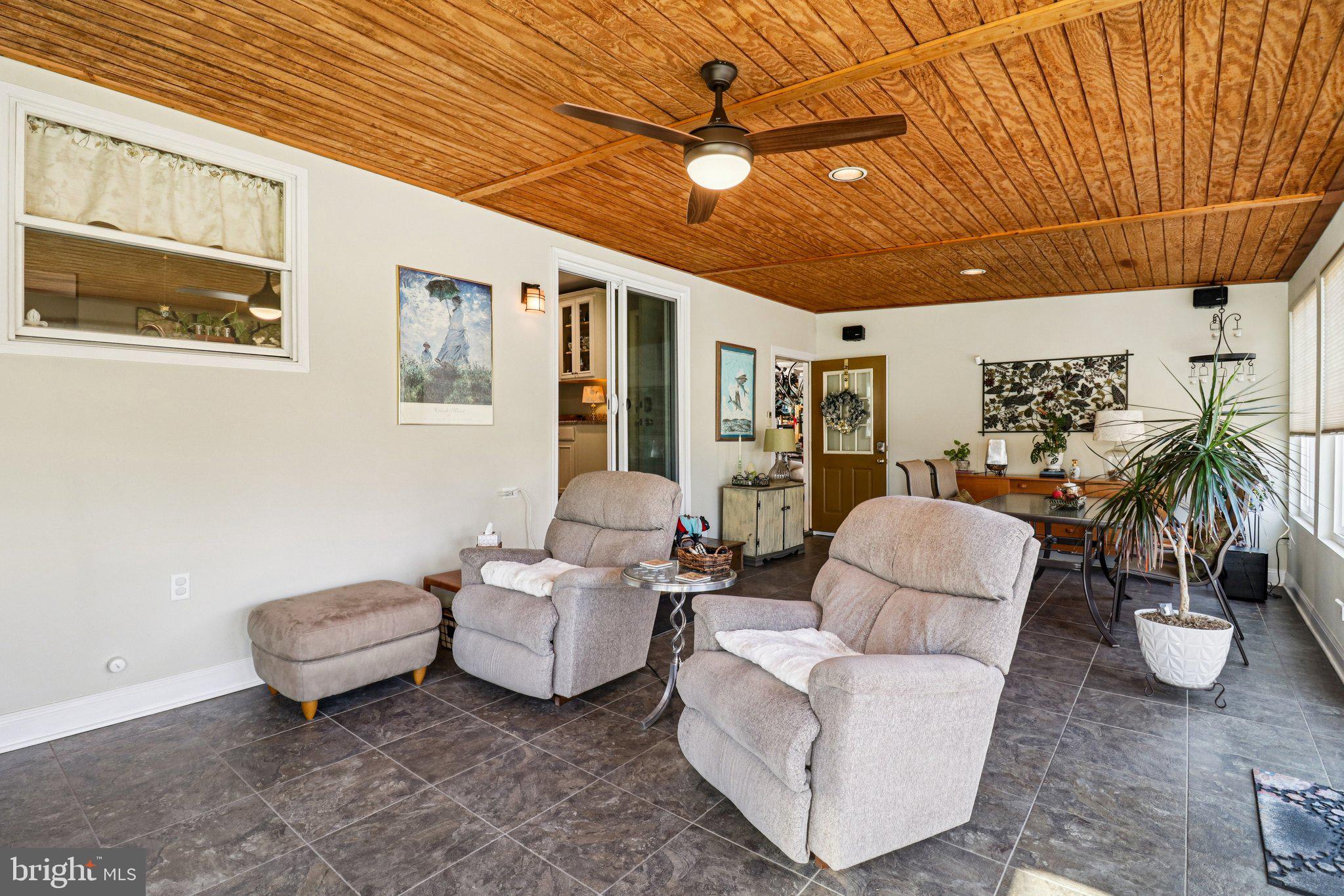 WHITE OAK VILLAGE SUB - Residential