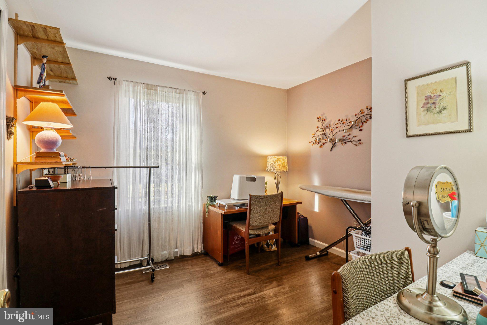 WHITE OAK VILLAGE SUB - Residential