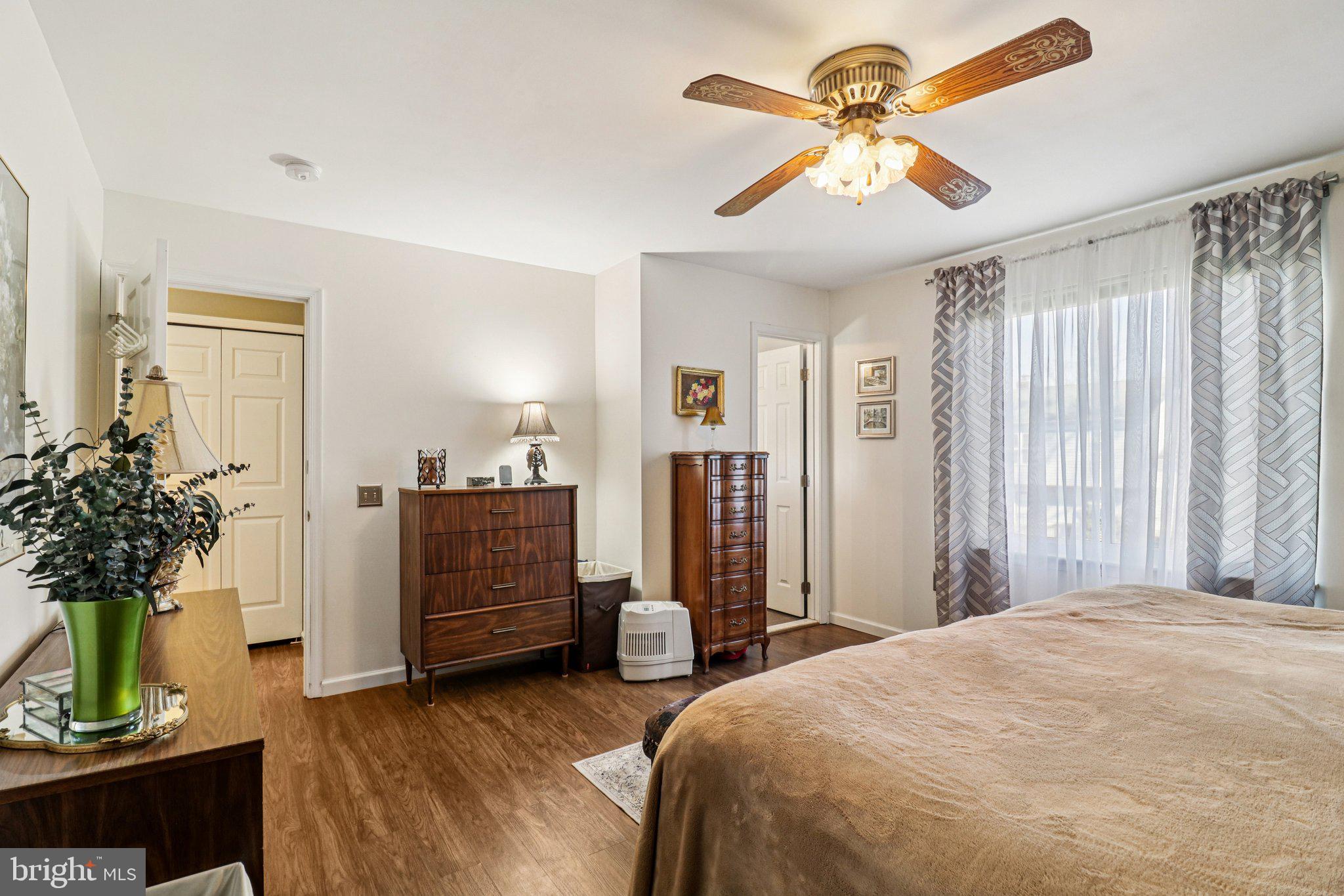 WHITE OAK VILLAGE SUB - Residential