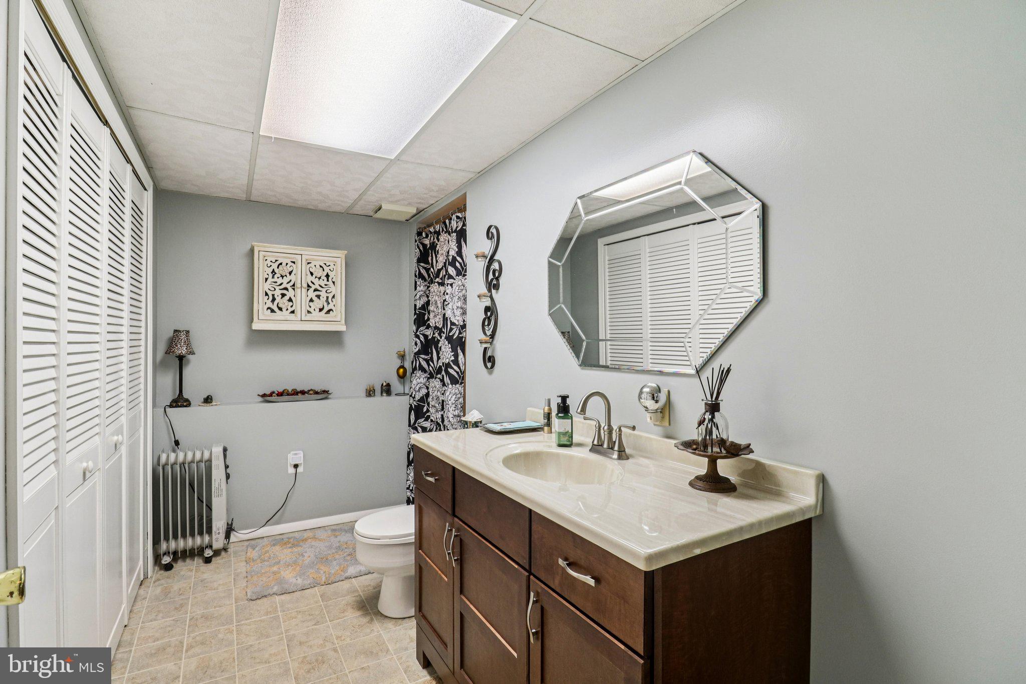 WHITE OAK VILLAGE SUB - Residential