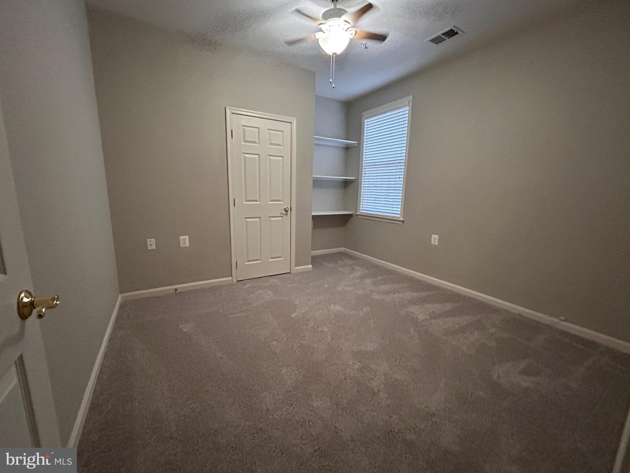 CAMERON GROVE - Residential