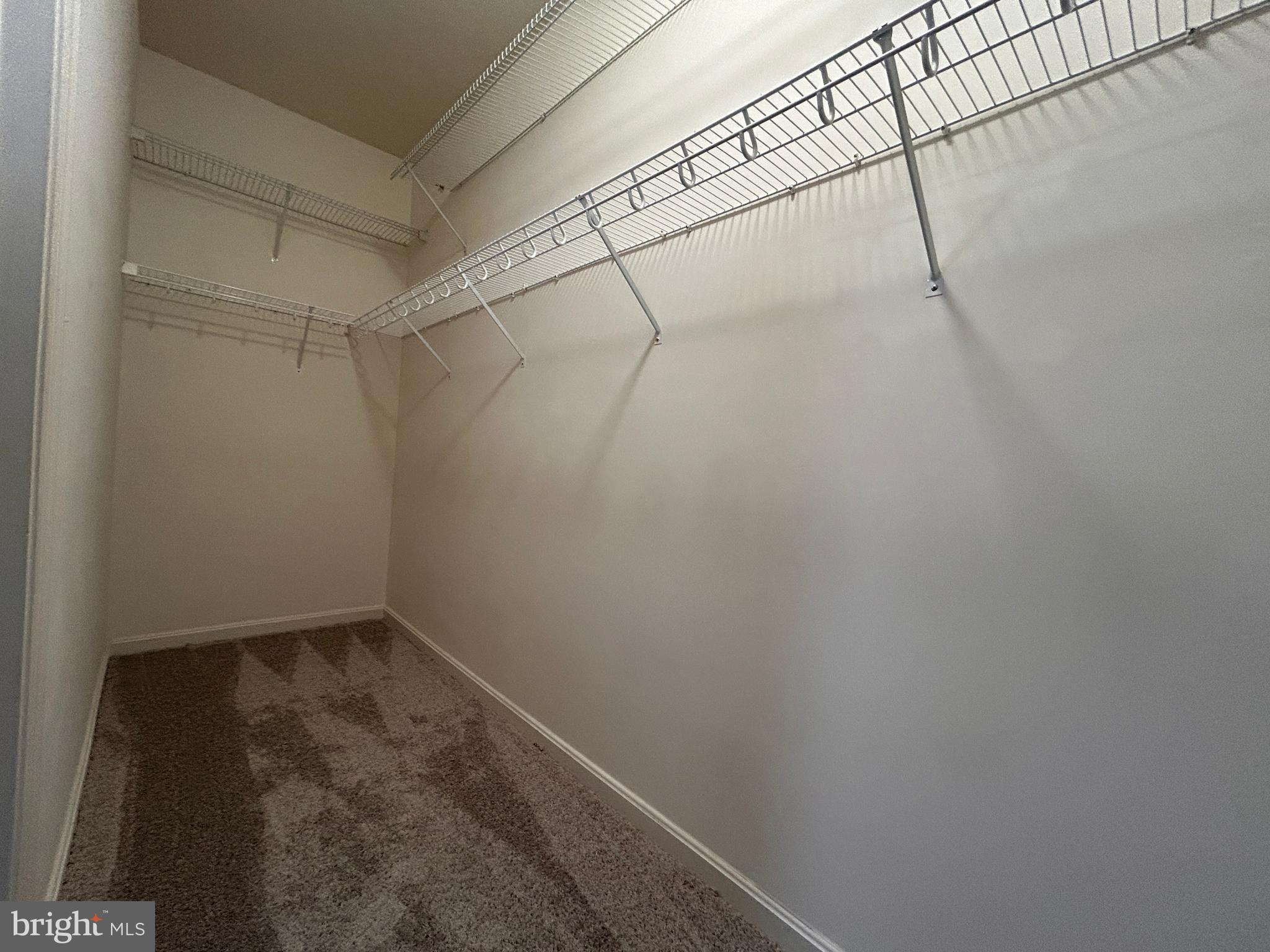 CAMERON GROVE - Residential