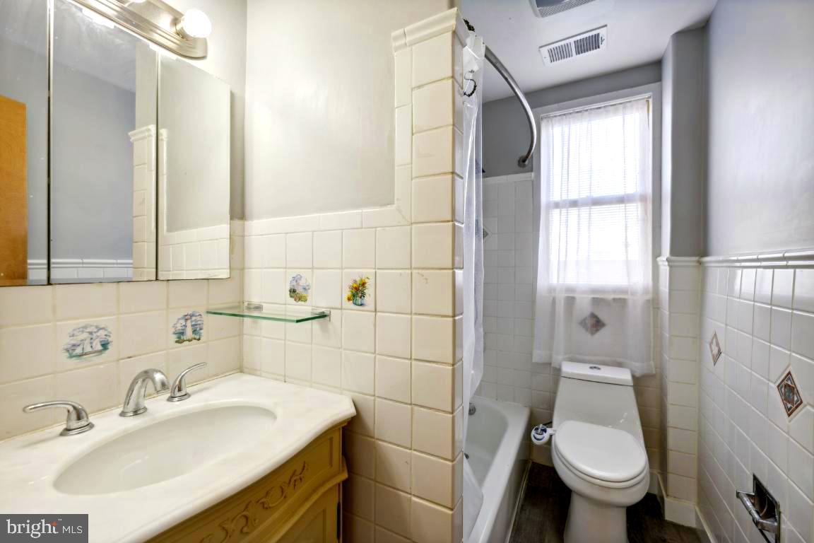 FOXCROFT HEIGHTS - Residential