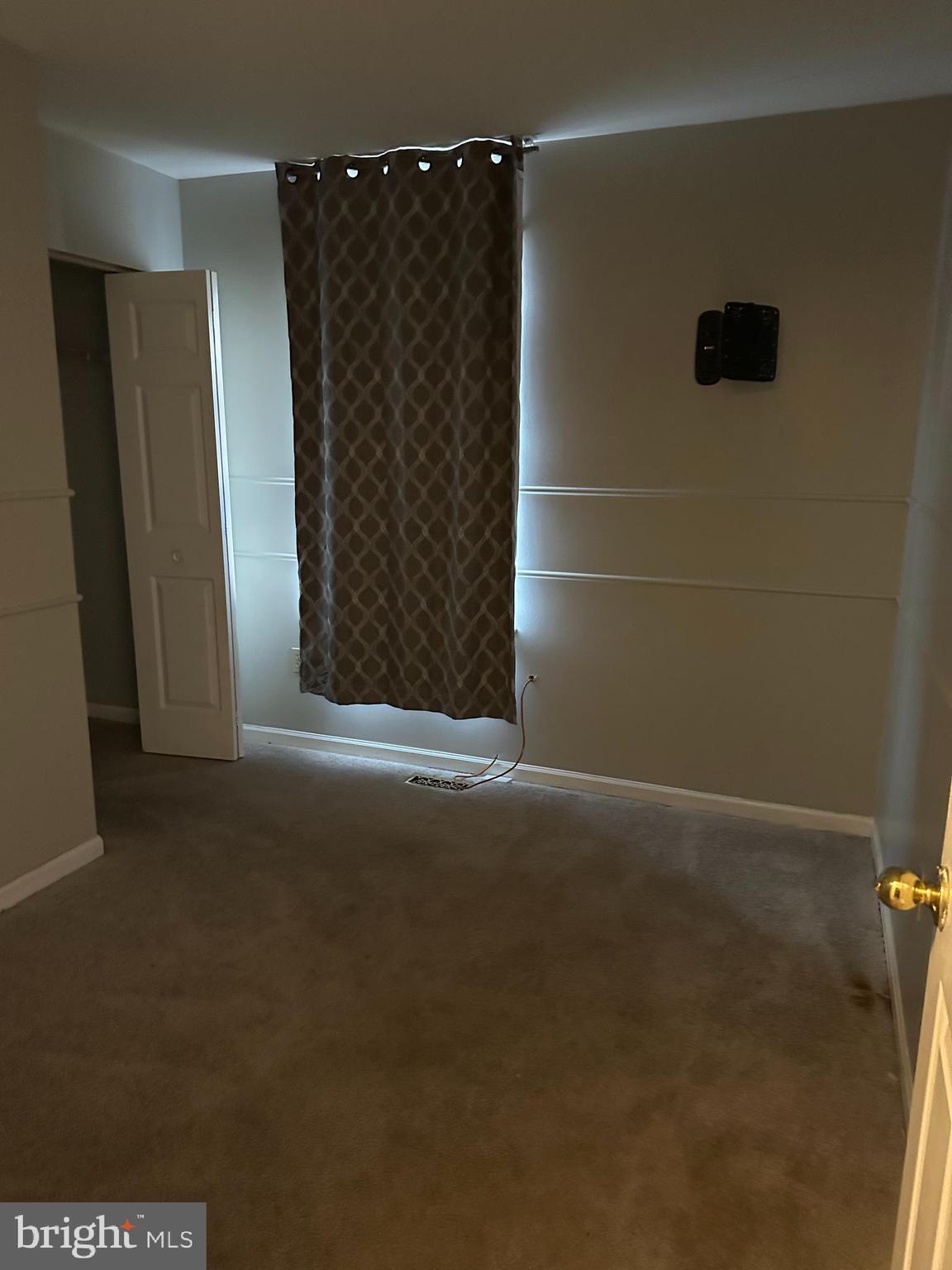 MOUNTAIN VIEW - Residential