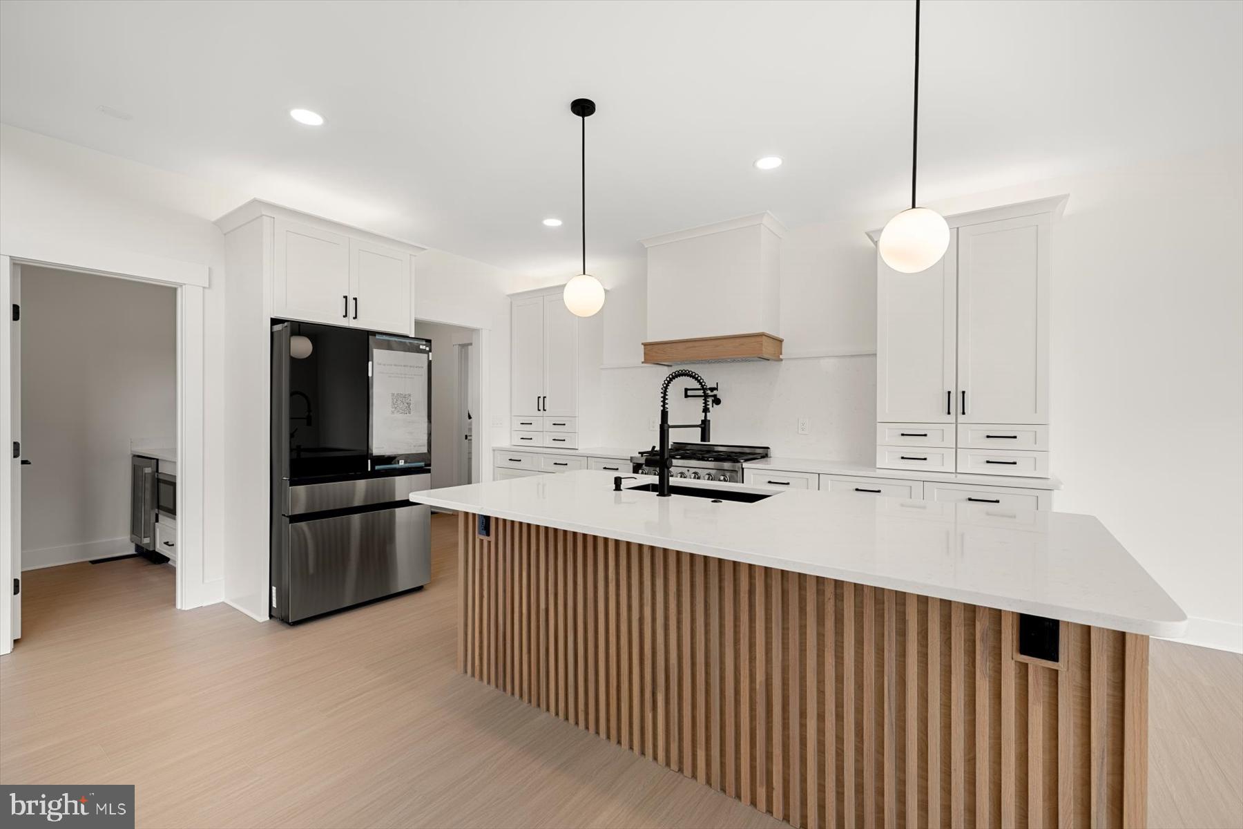 3 PERSIMMON LANE