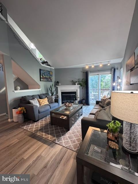 147 WOODLAKE DRIVE