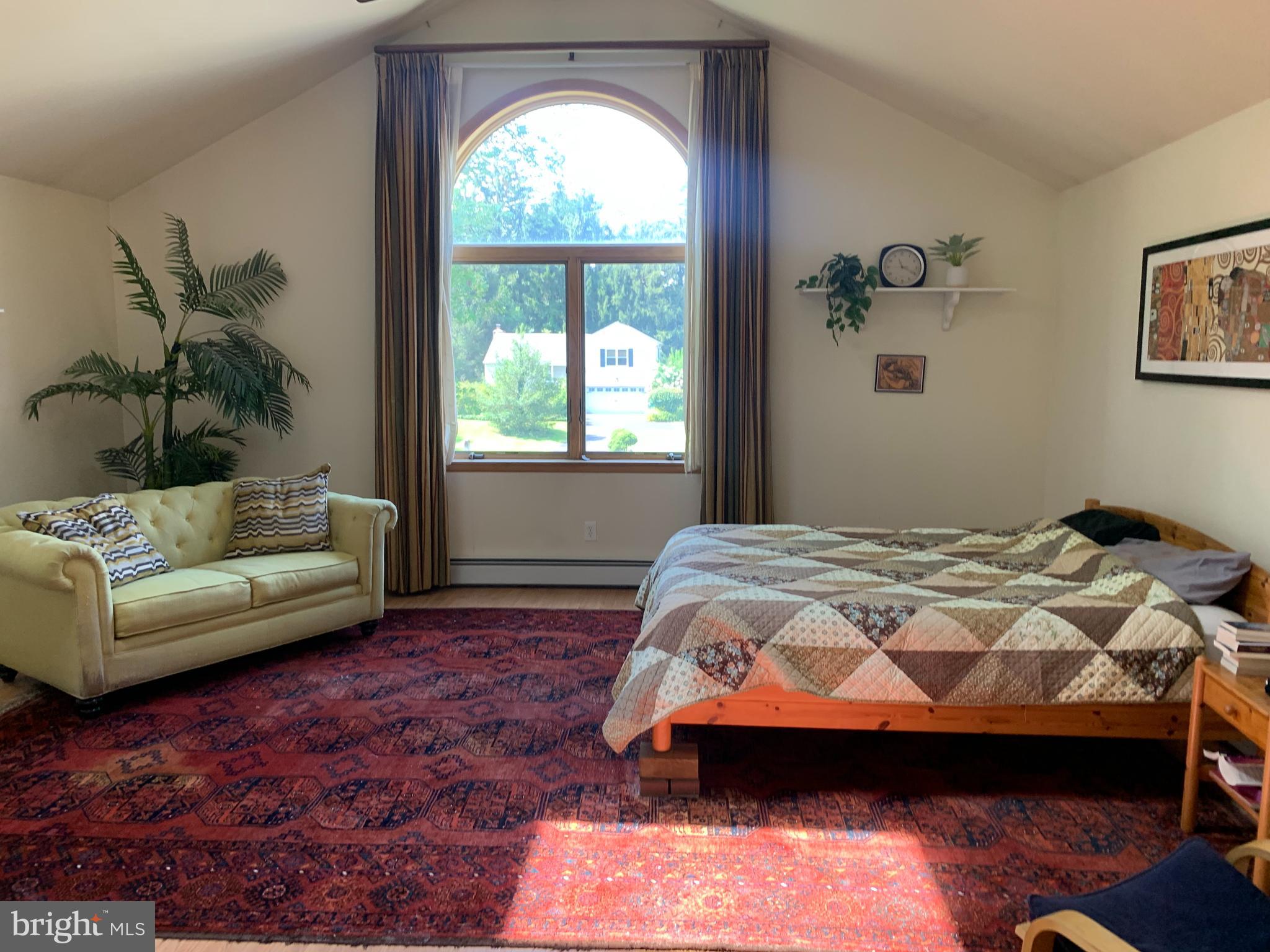 BLUE BELL GDNS - Residential