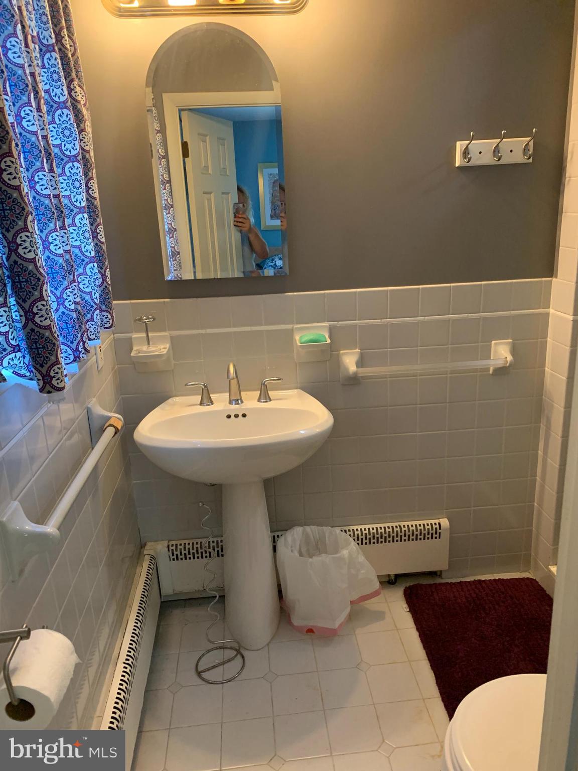 BLUE BELL GDNS - Residential