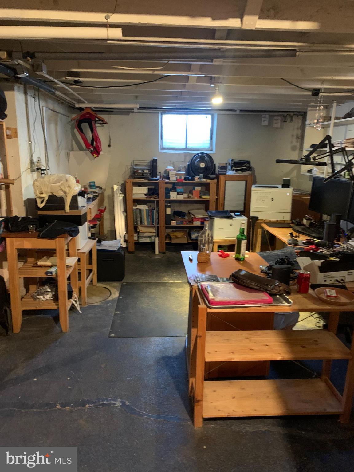 BLUE BELL GDNS - Residential