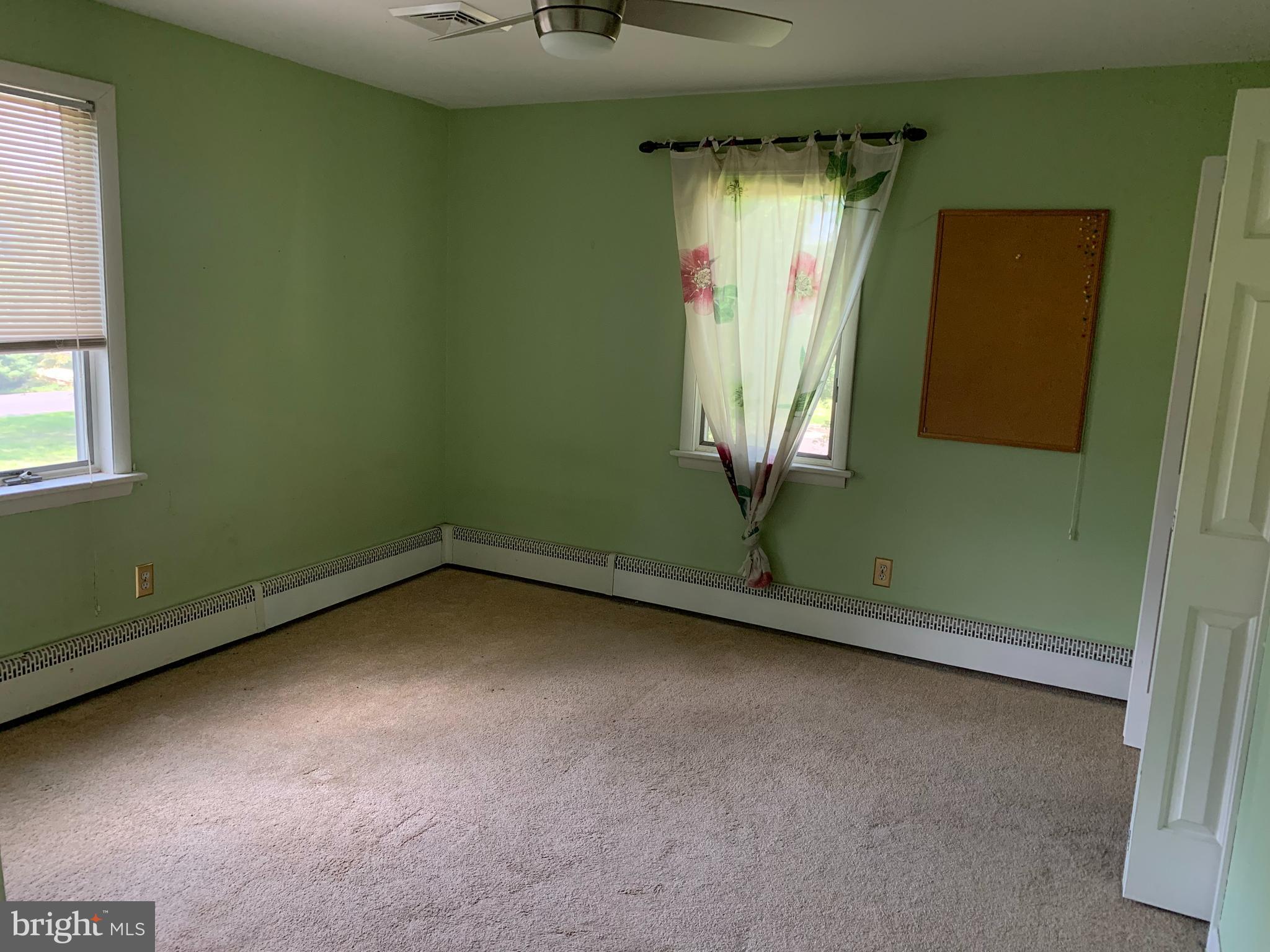 BLUE BELL GDNS - Residential