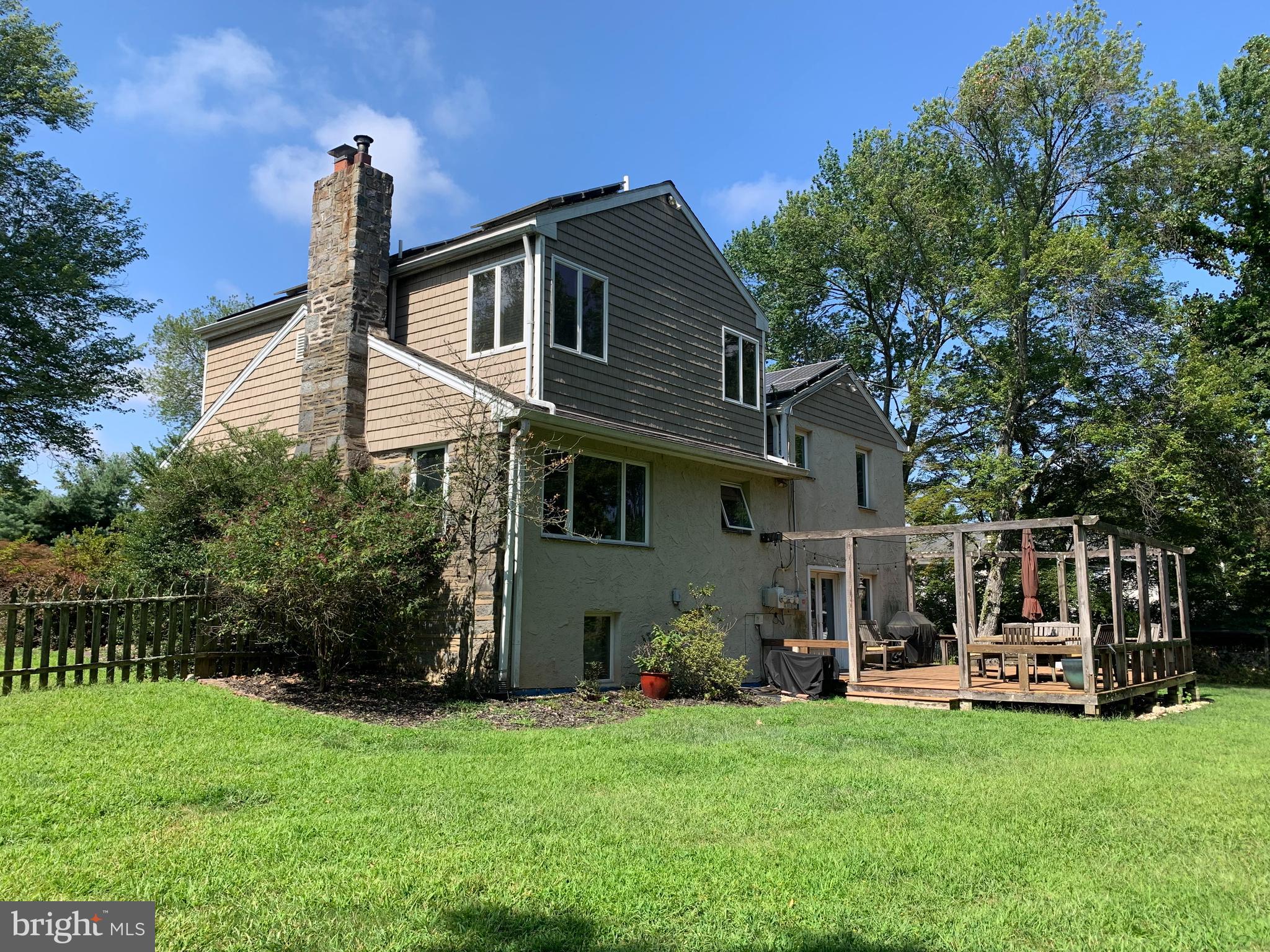 BLUE BELL GDNS - Residential