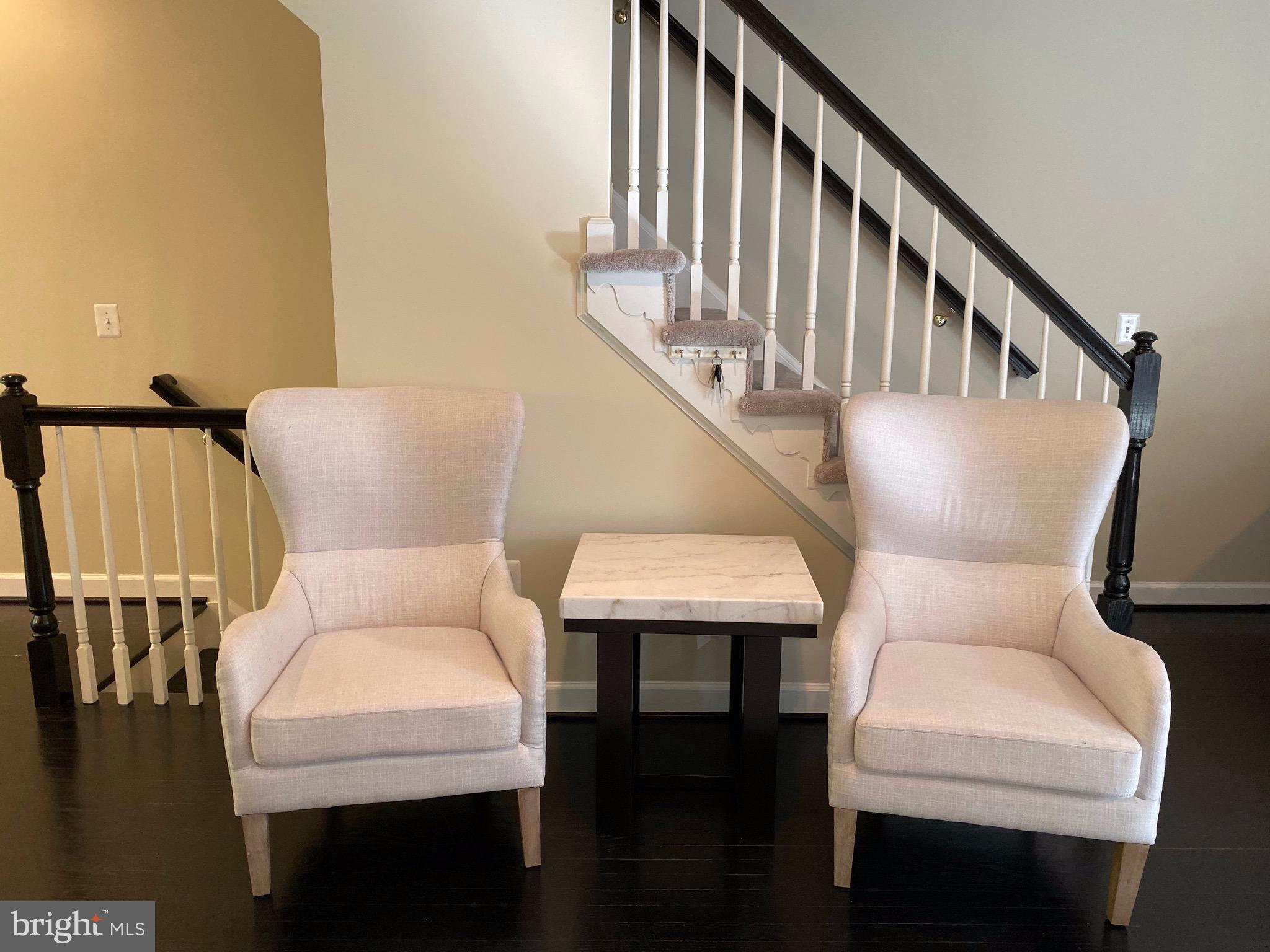 FAIR LAKES - Residential Lease