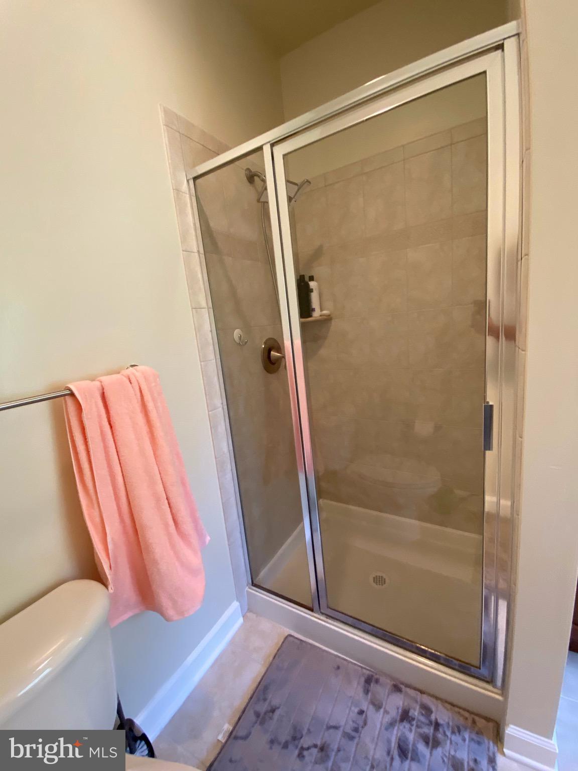 FAIR LAKES - Residential Lease