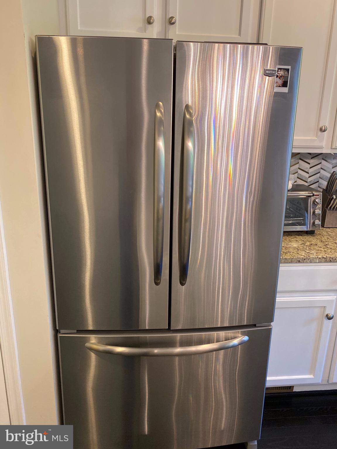 FAIR LAKES - Residential Lease