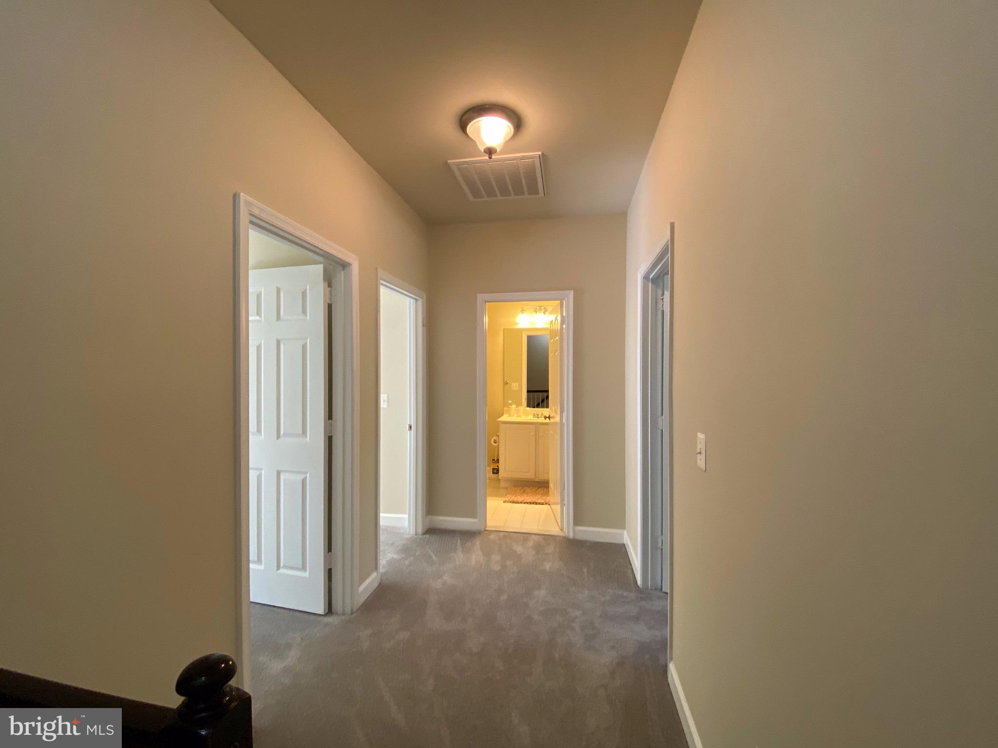 FAIR LAKES - Residential Lease