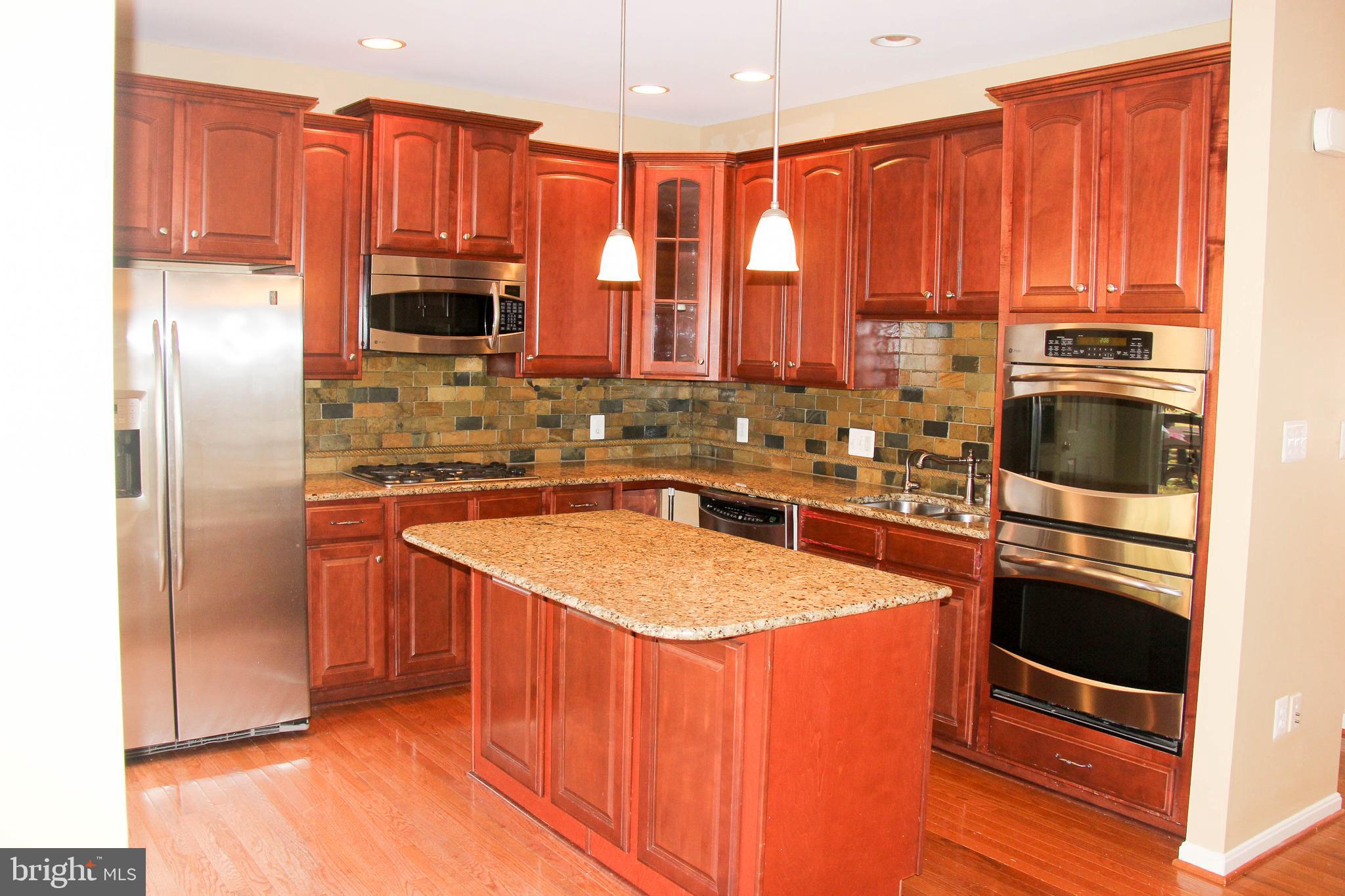 AMBERLEIGH - Residential Lease