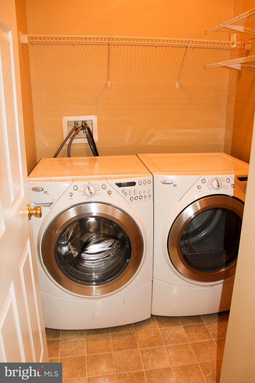 AMBERLEIGH - Residential Lease