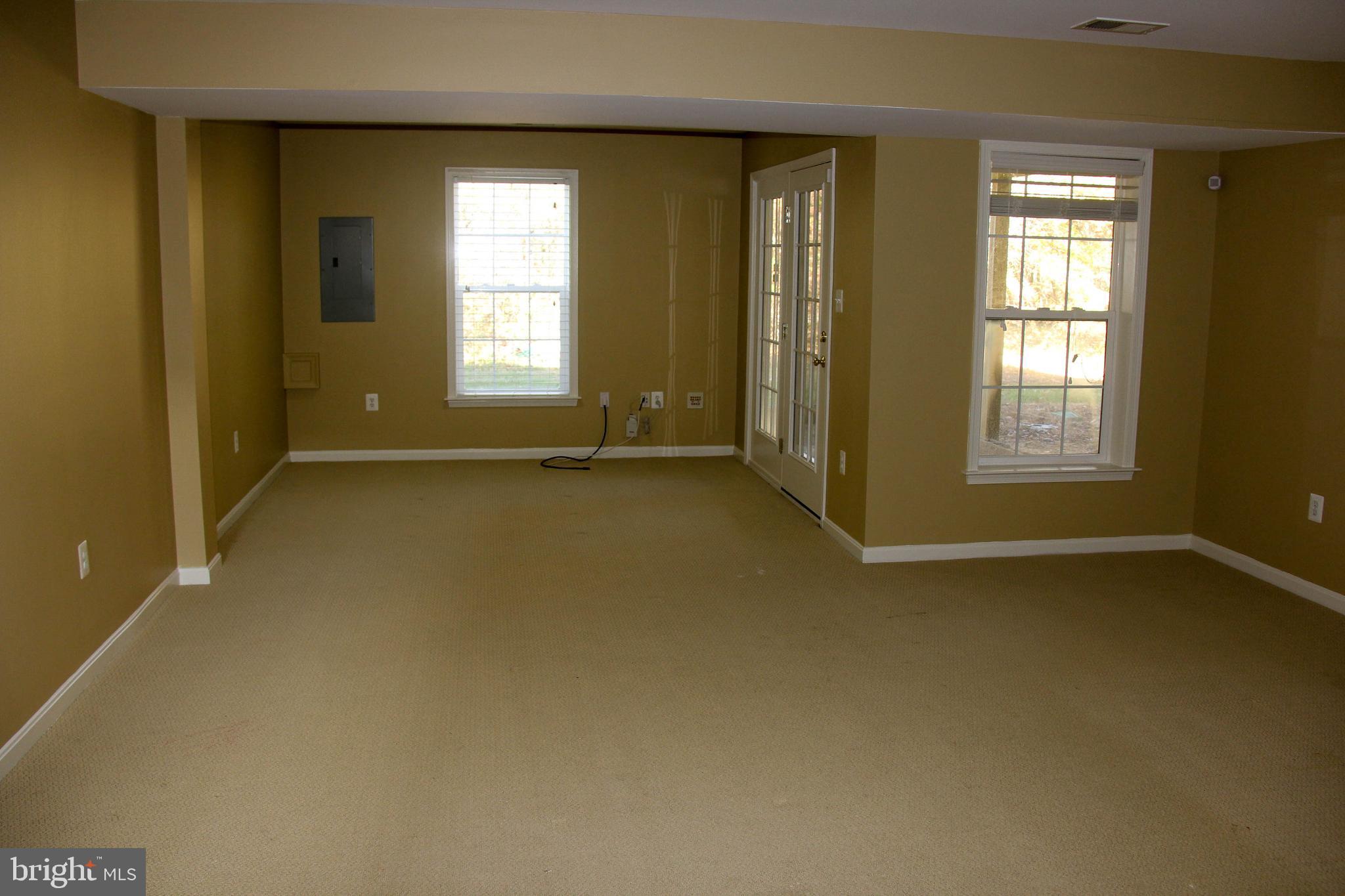 AMBERLEIGH - Residential Lease