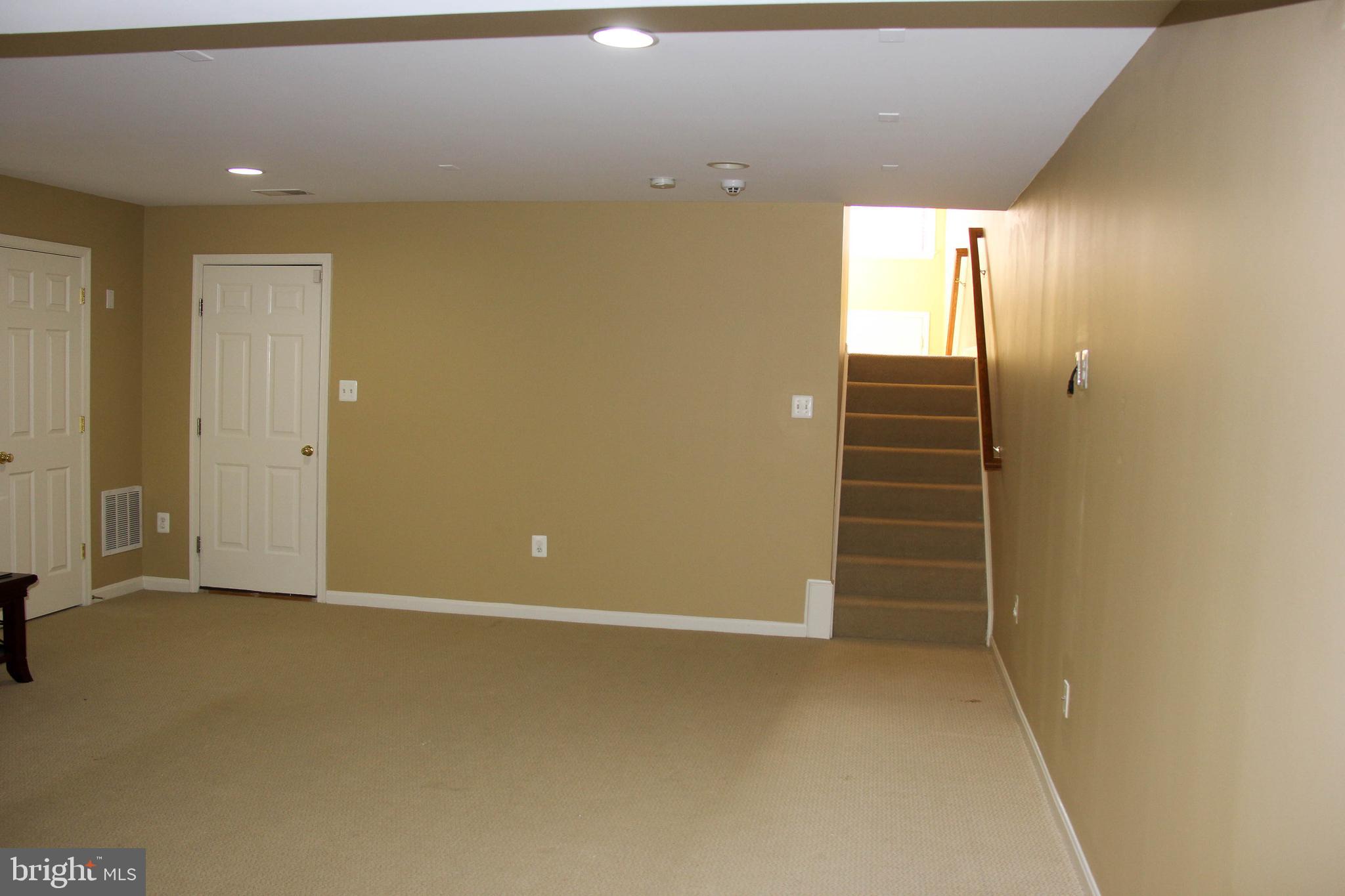 AMBERLEIGH - Residential Lease