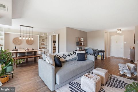 Photo of 309 Yoakum Parkway #603, ALEXANDRIA, VA 22304 (MLS # VAAX2054748)