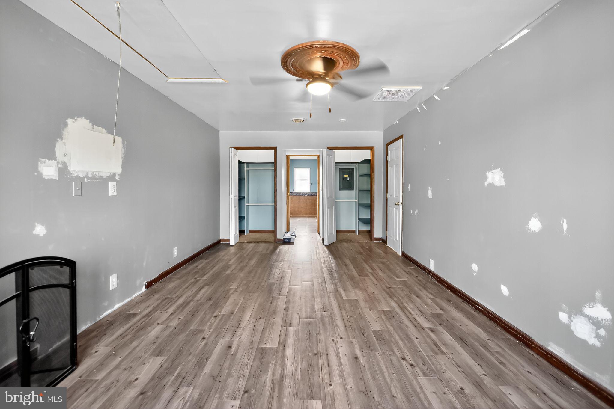 INWOOD - Residential