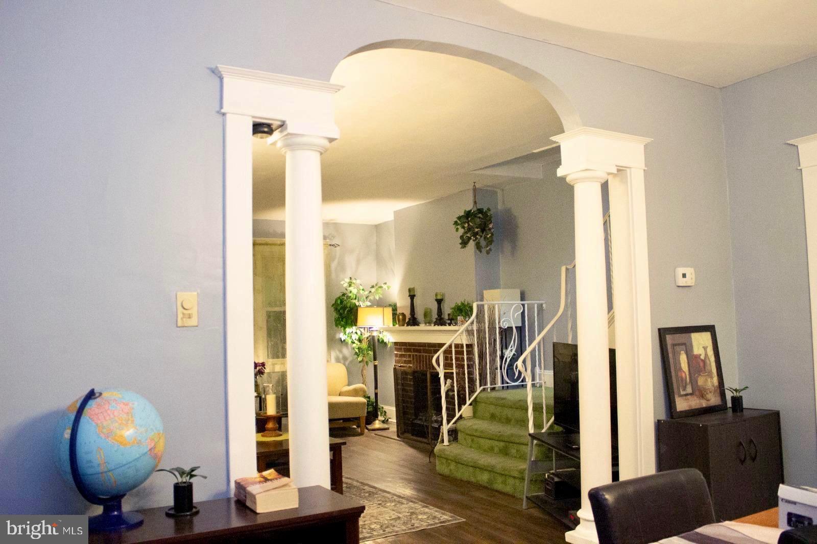 LAWNCREST - Residential