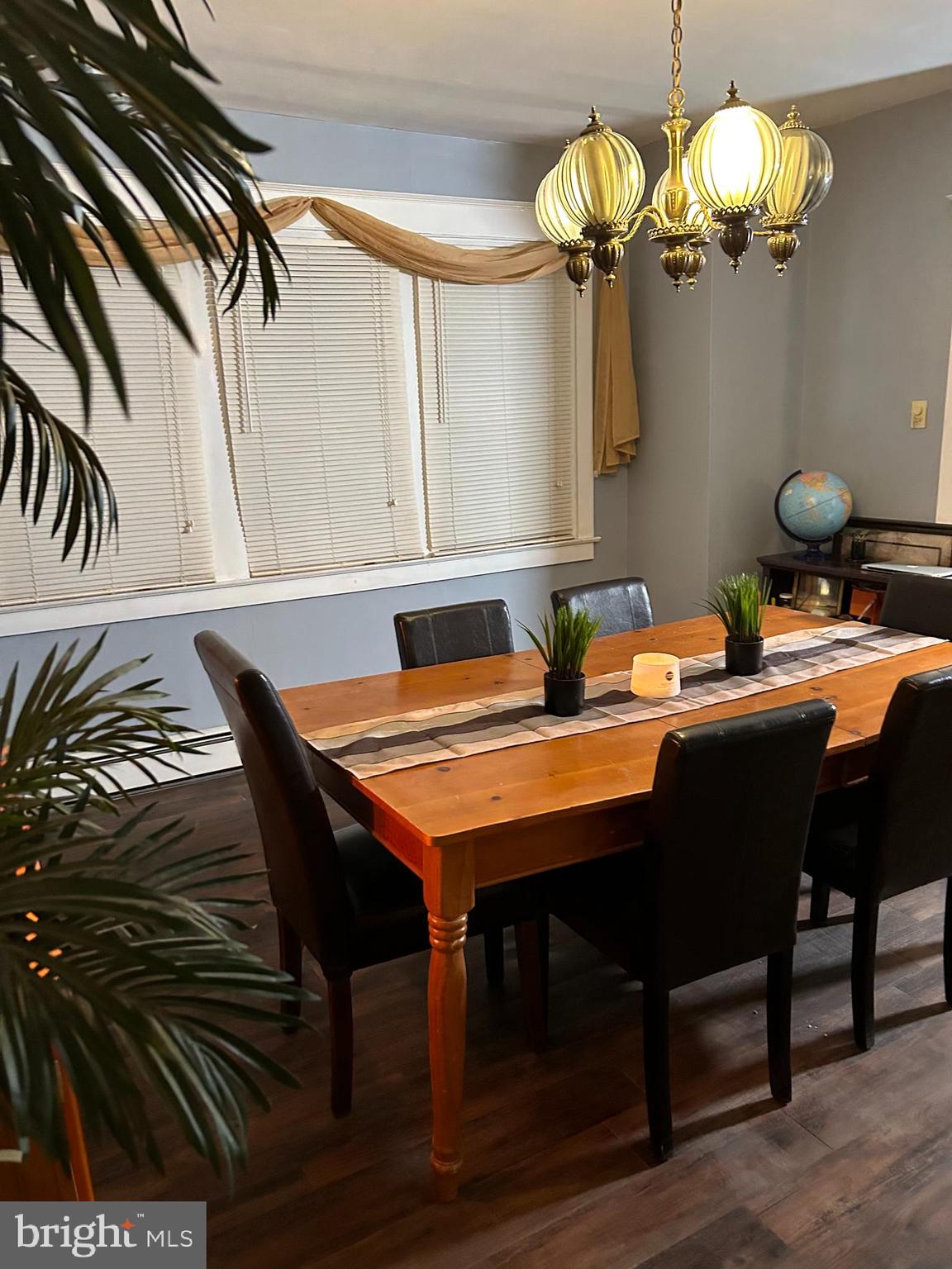 LAWNCREST - Residential