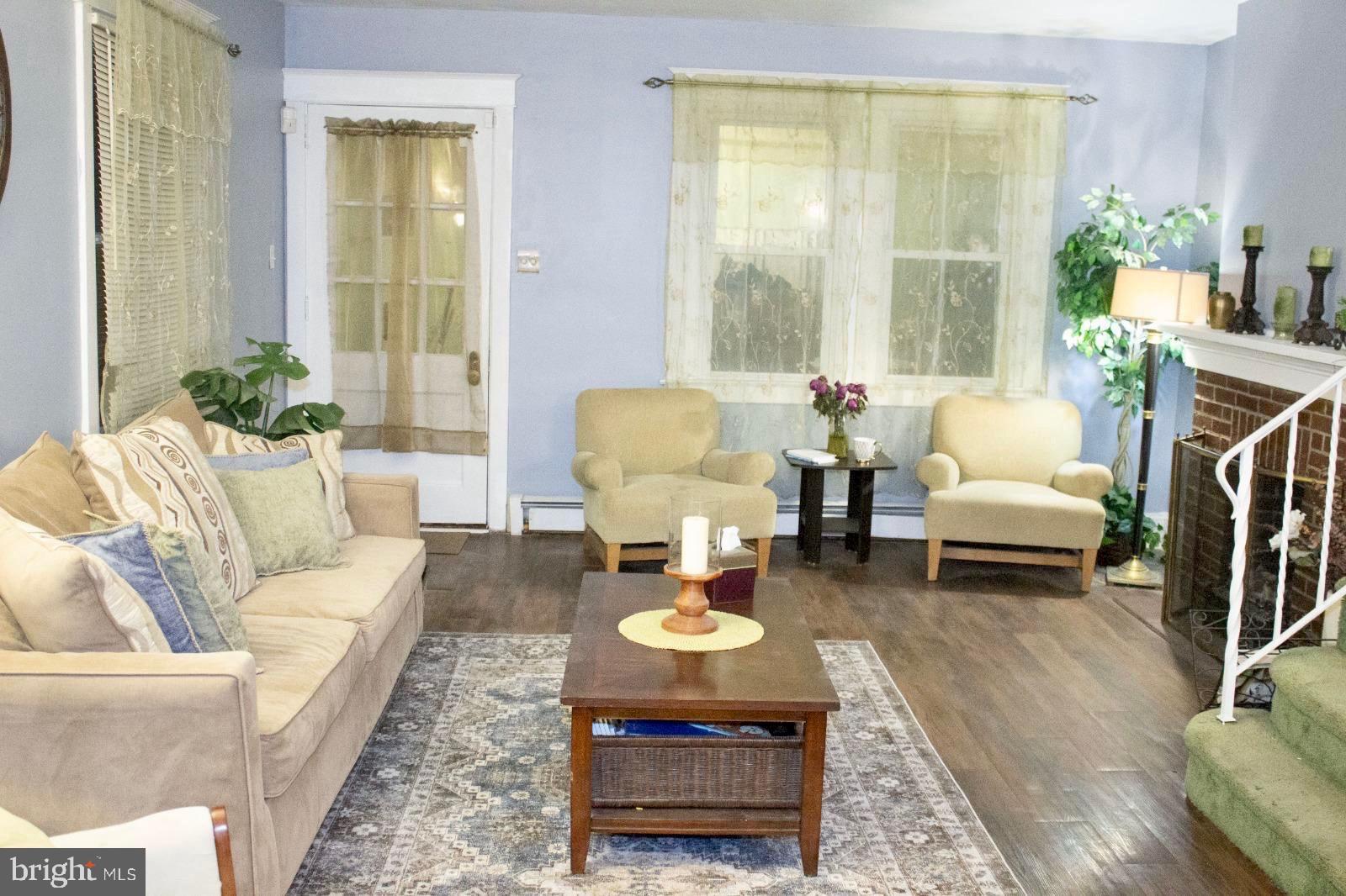 LAWNCREST - Residential