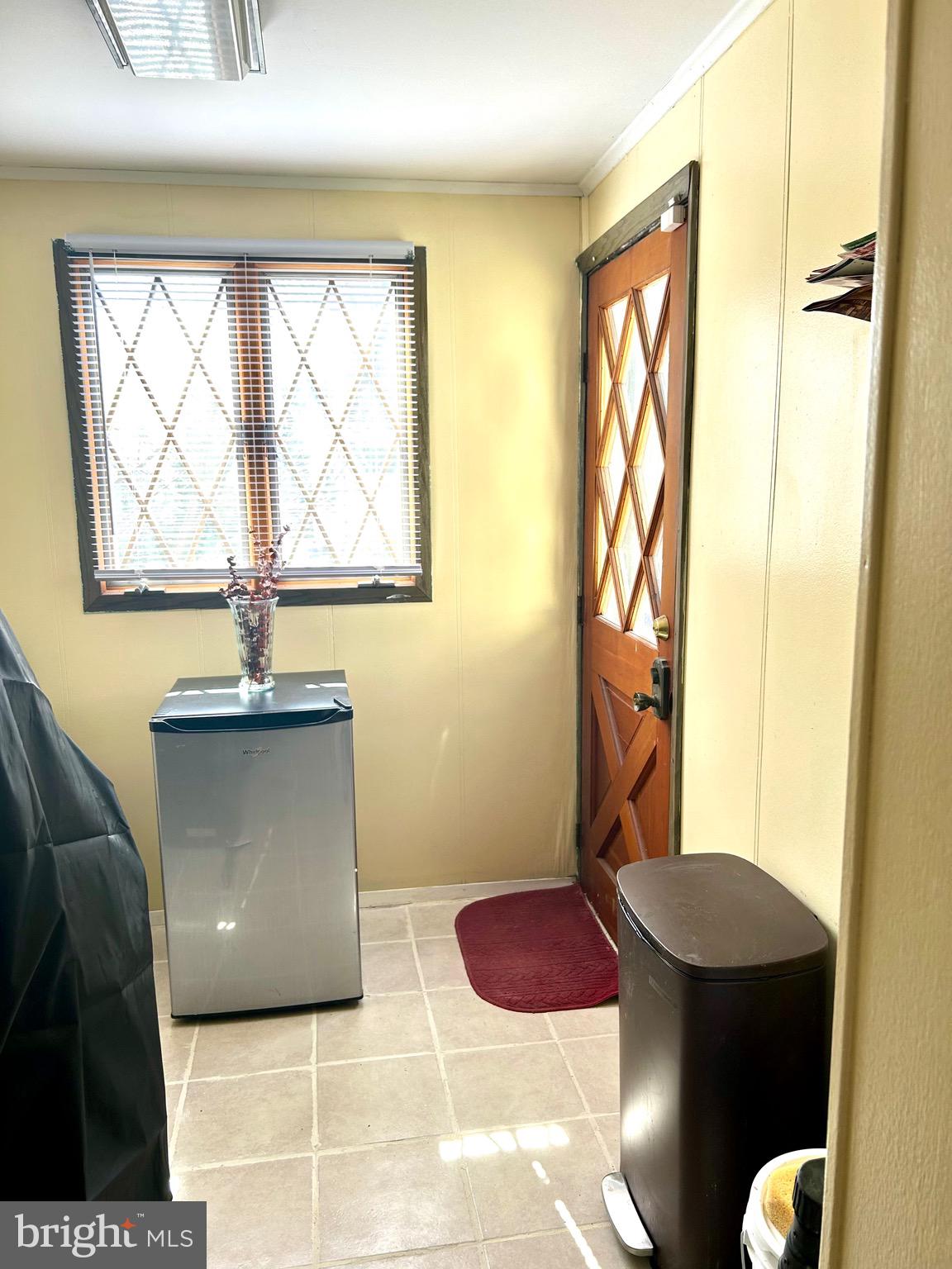 LAWNCREST - Residential