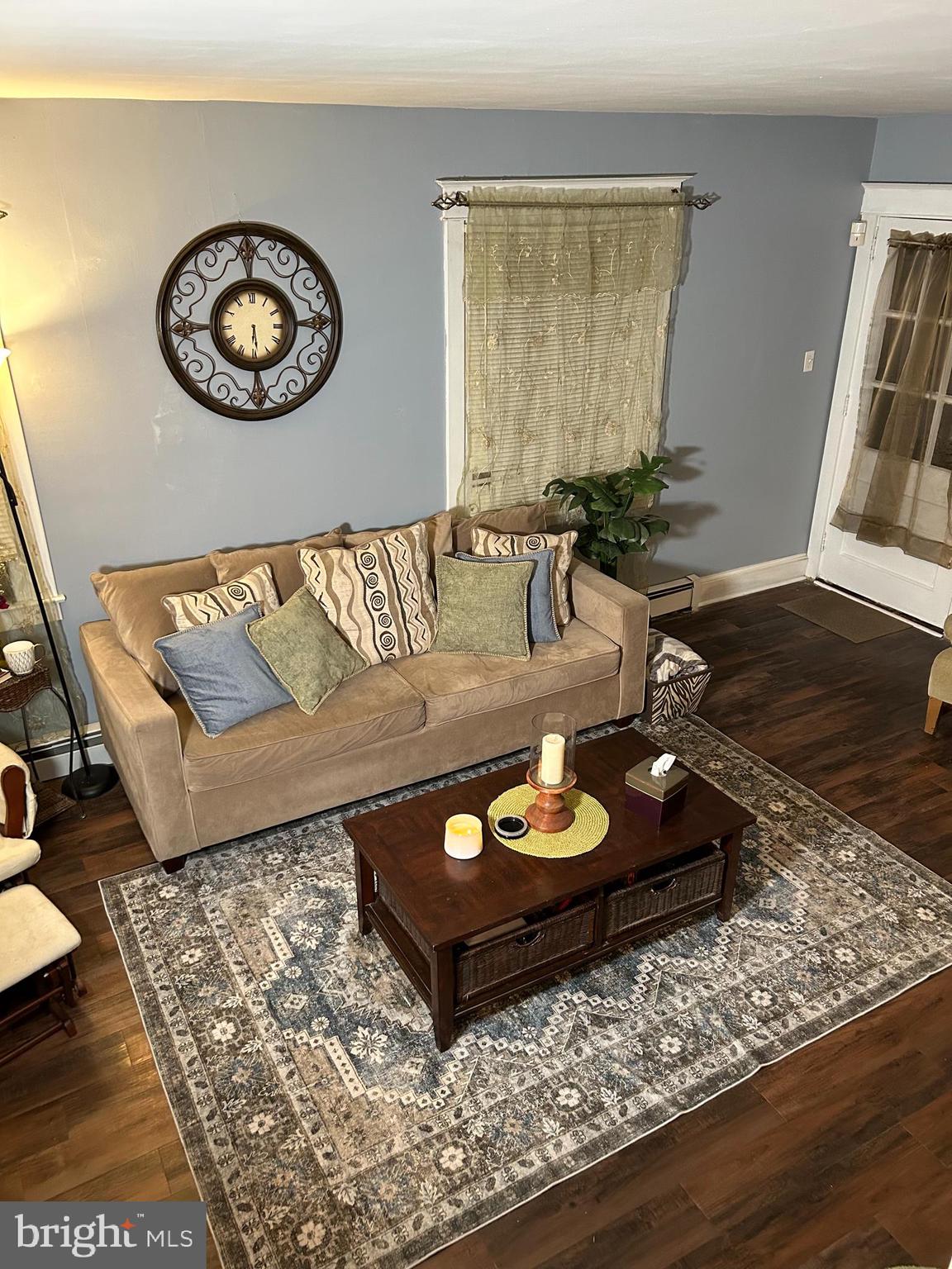 LAWNCREST - Residential