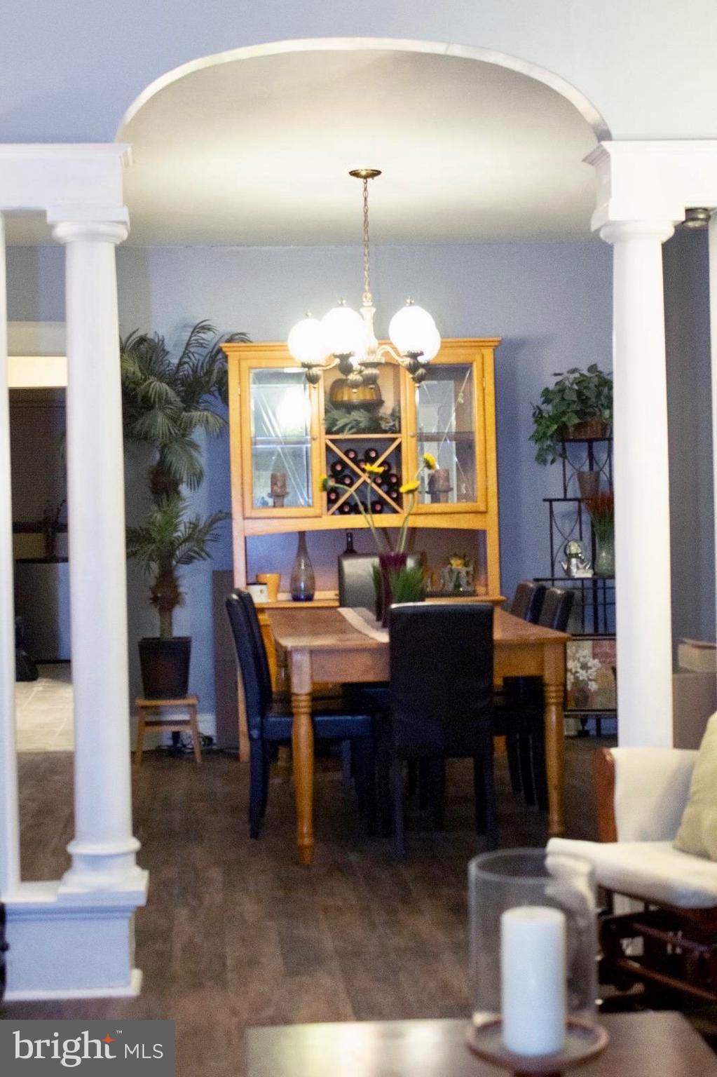 LAWNCREST - Residential