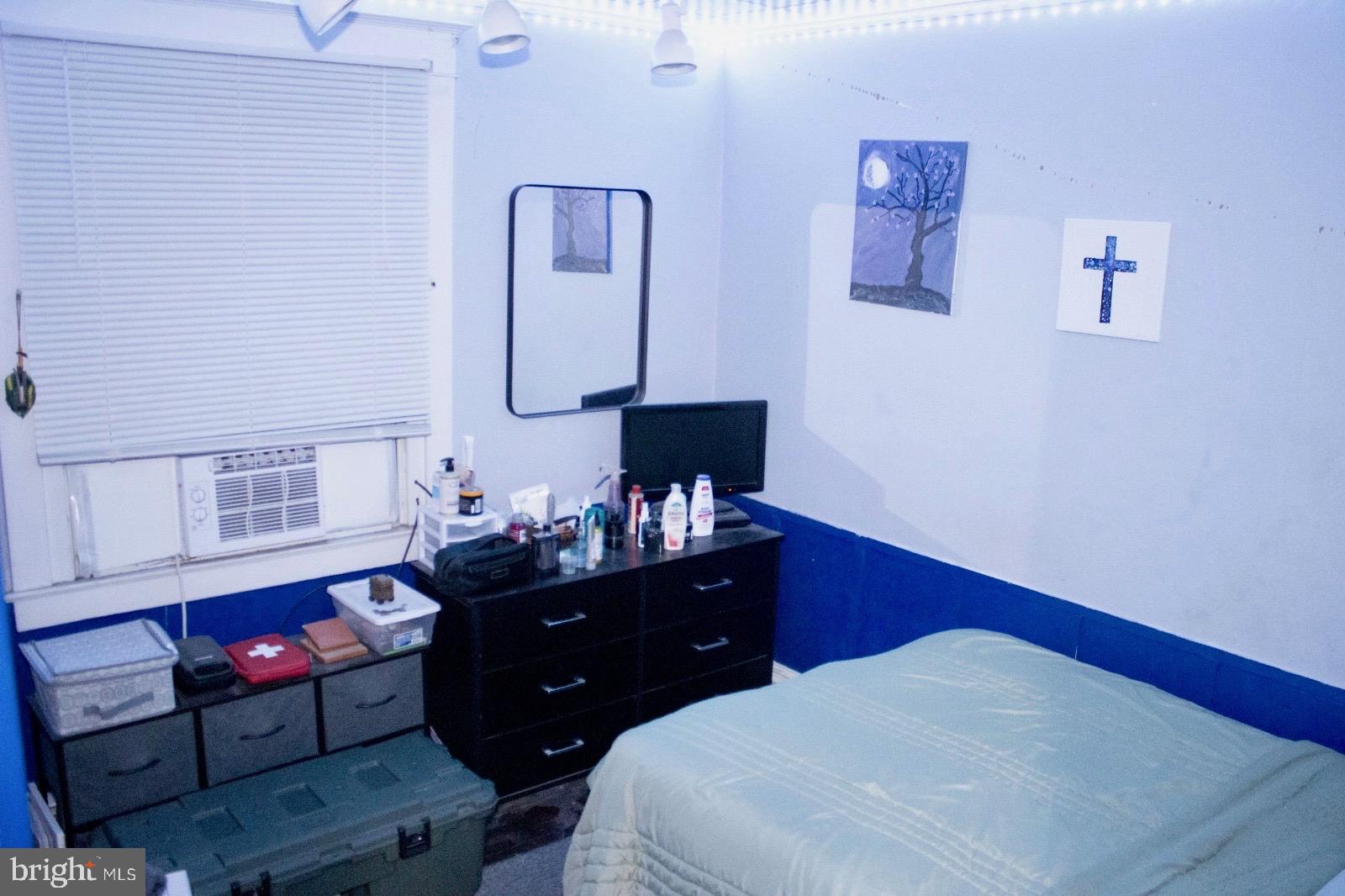 LAWNCREST - Residential