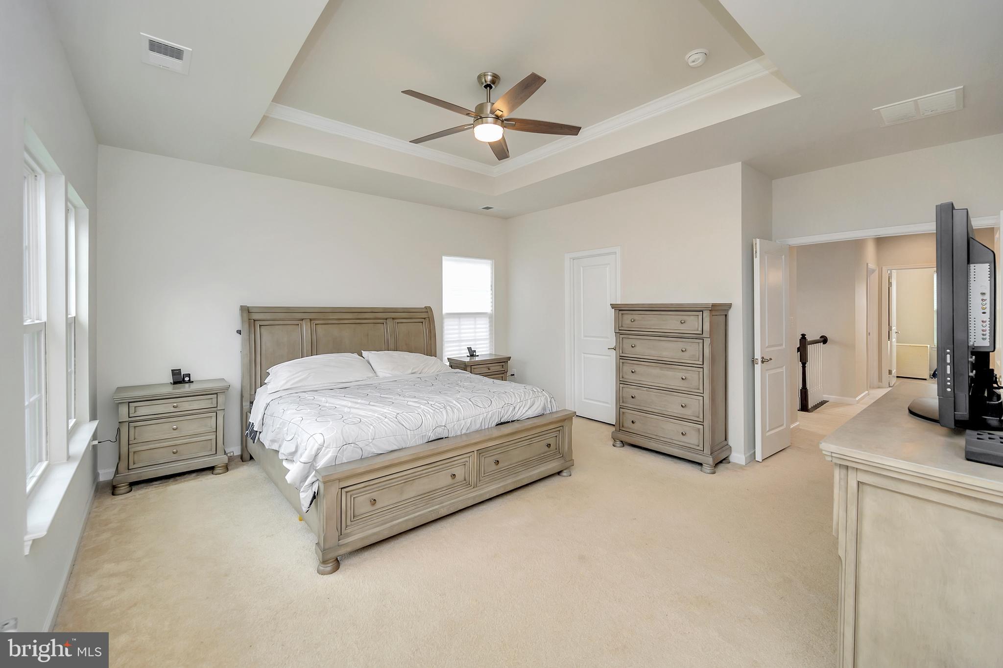 THE VILLAGE AT COURTHOUSE COMMONS - Residential