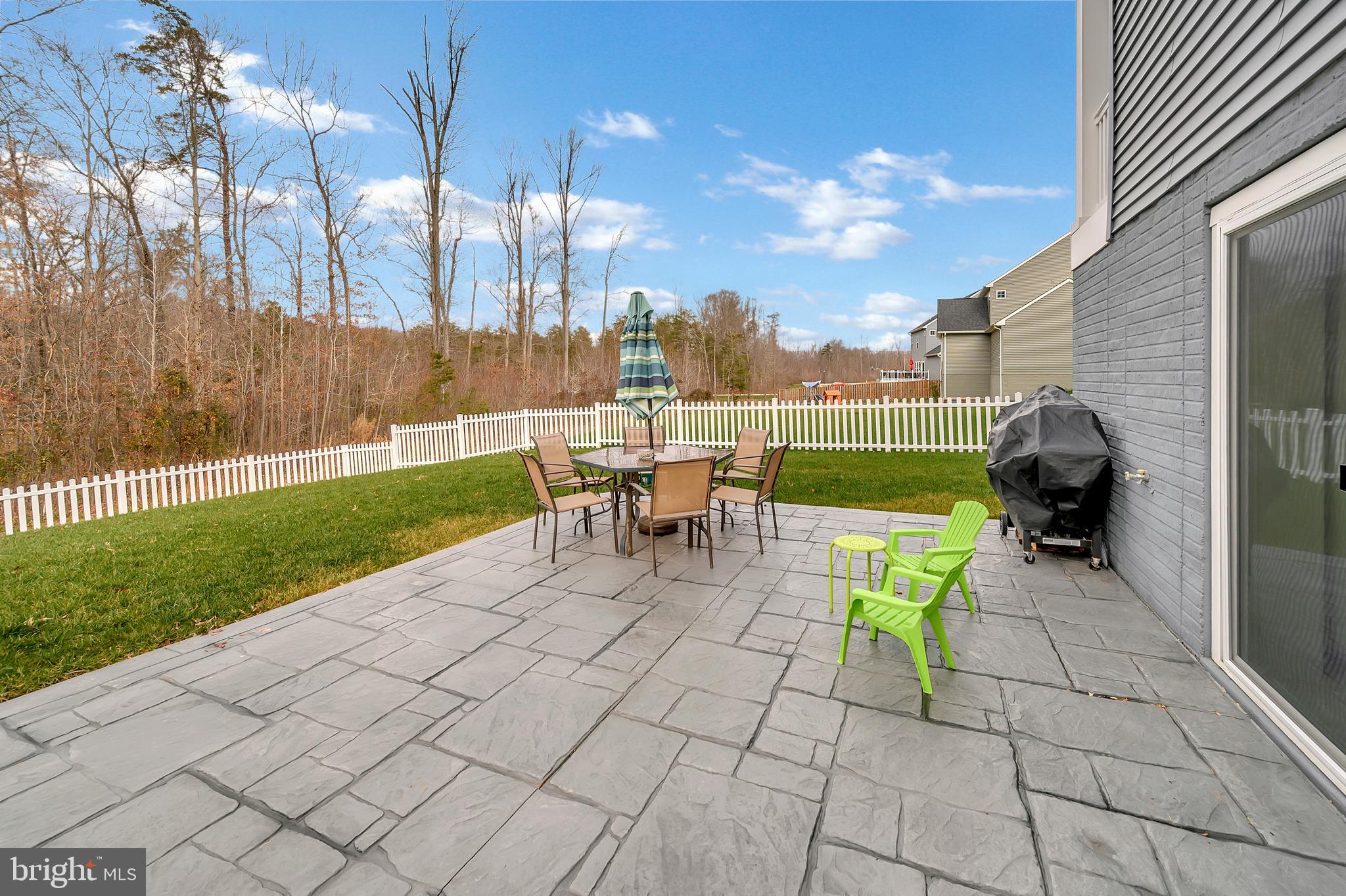 THE VILLAGE AT COURTHOUSE COMMONS - Residential