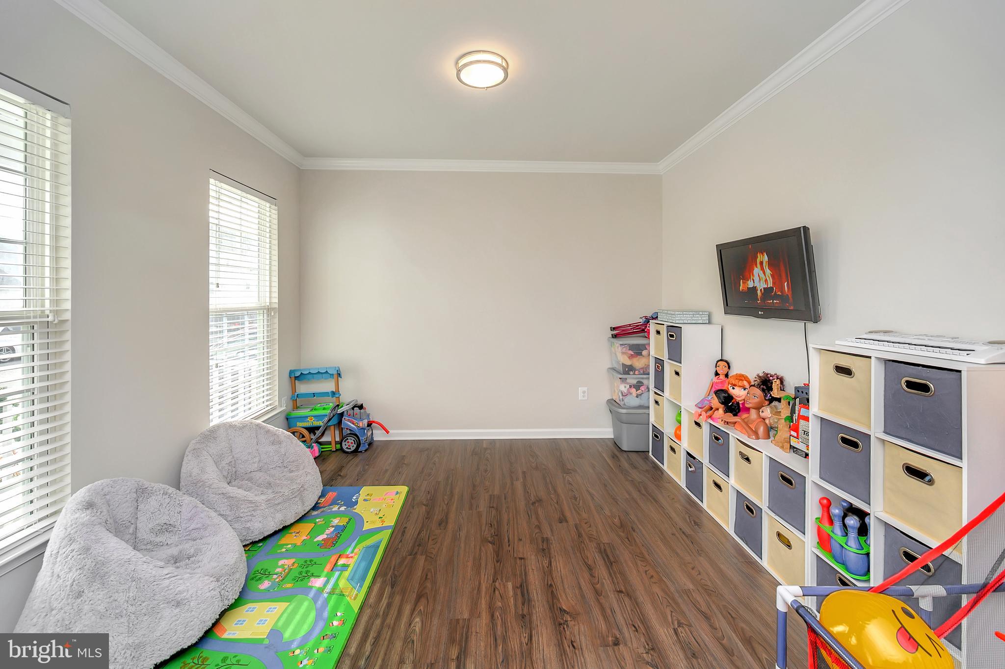 THE VILLAGE AT COURTHOUSE COMMONS - Residential